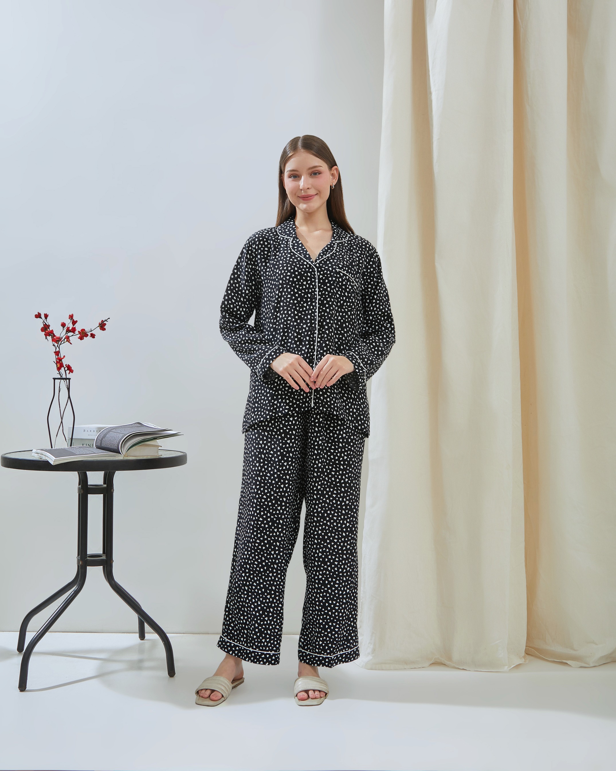 Emily Piyama Exclusive Silky Series Baju Panjang & Celana Panjang - DYD Label - One Set Bahan Silk