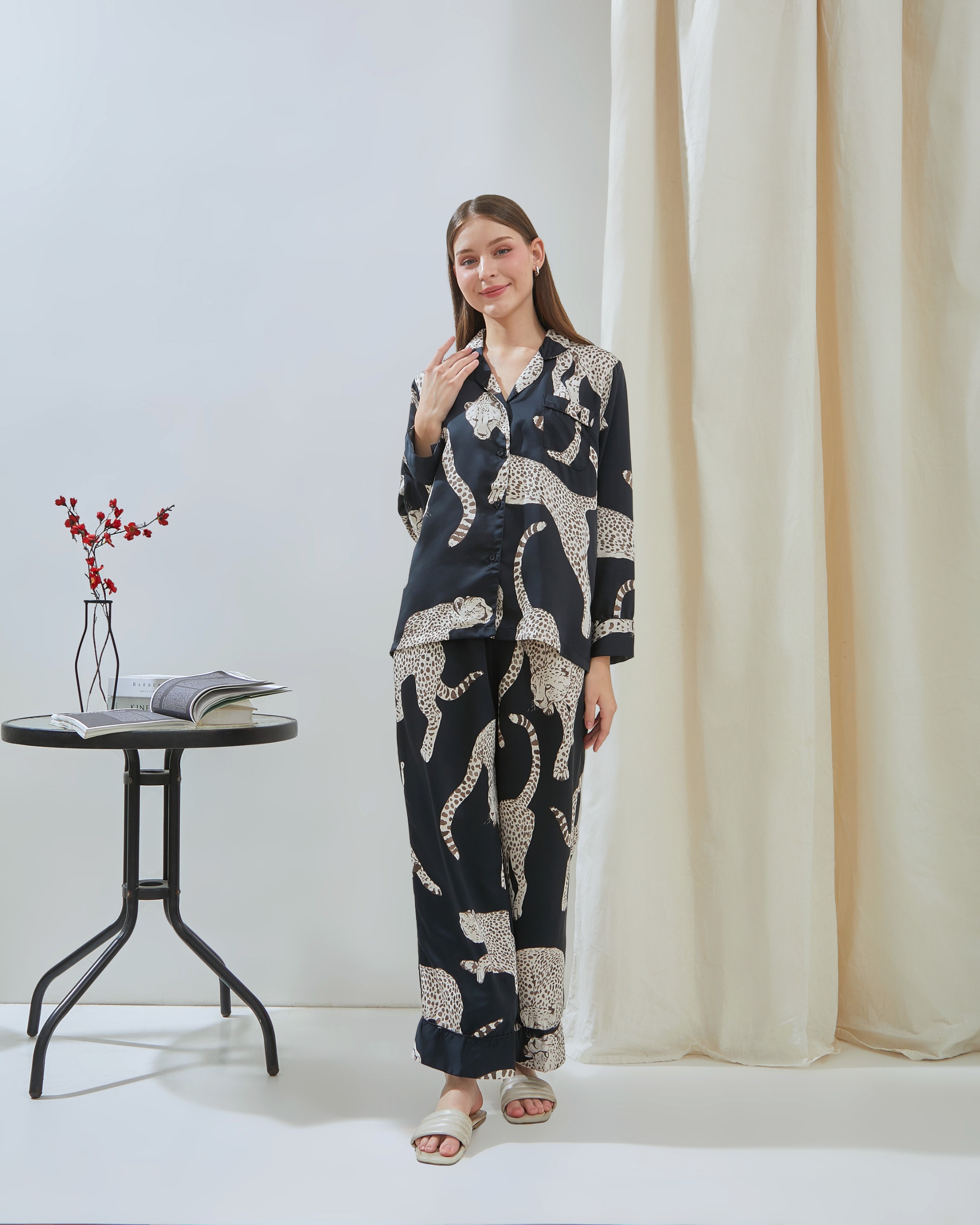 Emily Piyama Exclusive Silky Series Baju Panjang & Celana Panjang - DYD Label - One Set Bahan Silk