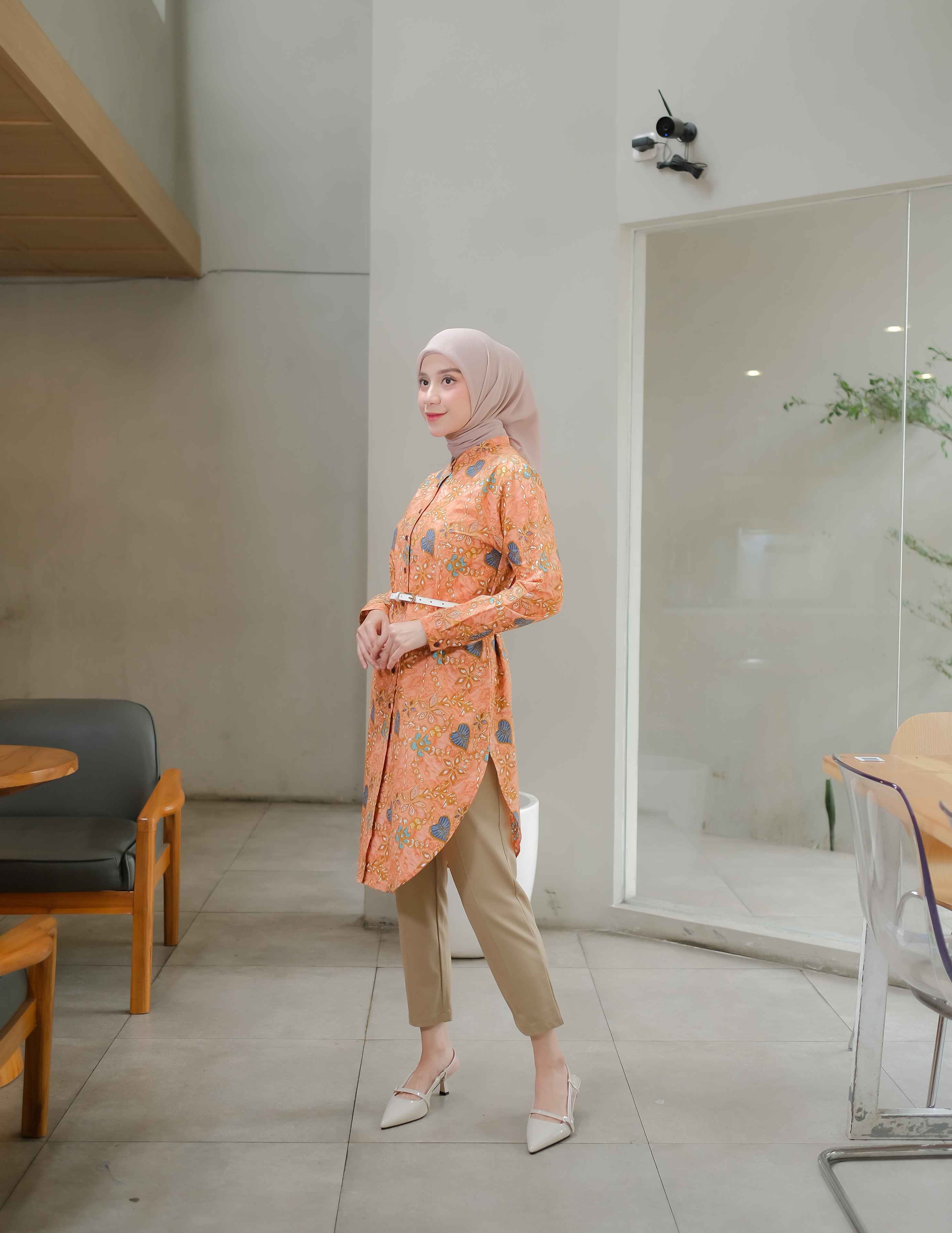 SEROJA Long Blouse Woman