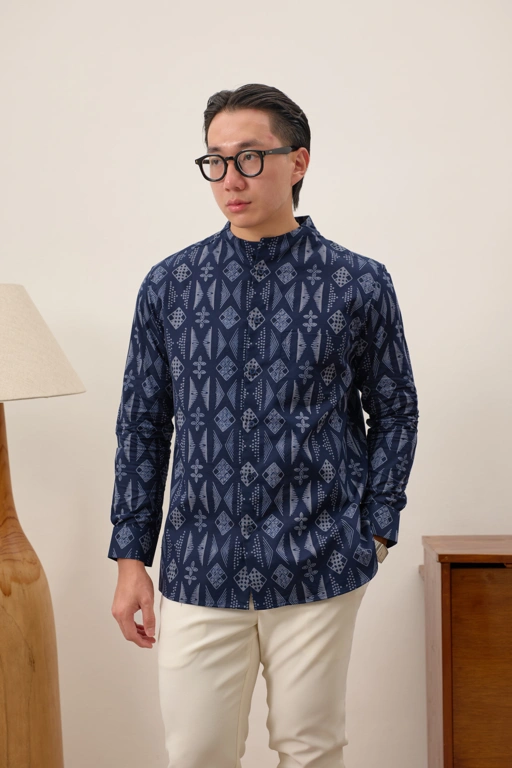 Image of RAKAZAYN PILLAR Long Sleeve