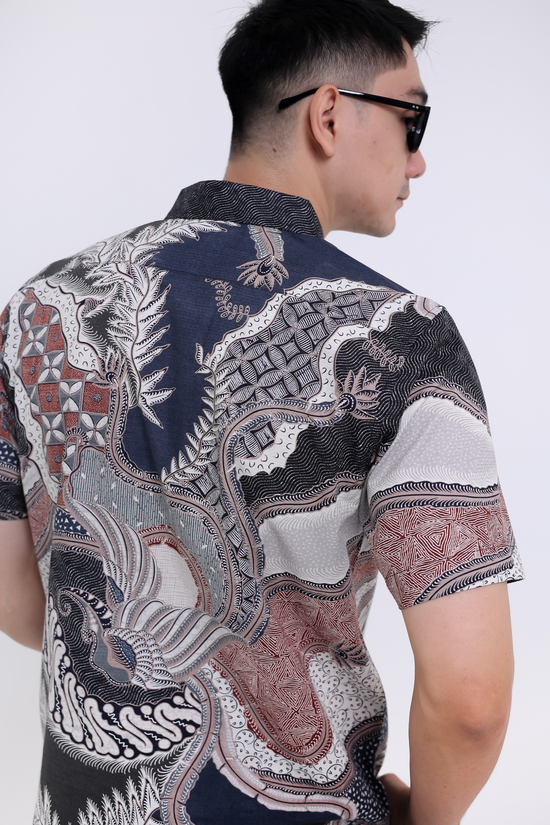 GANTARI Short Sleeve