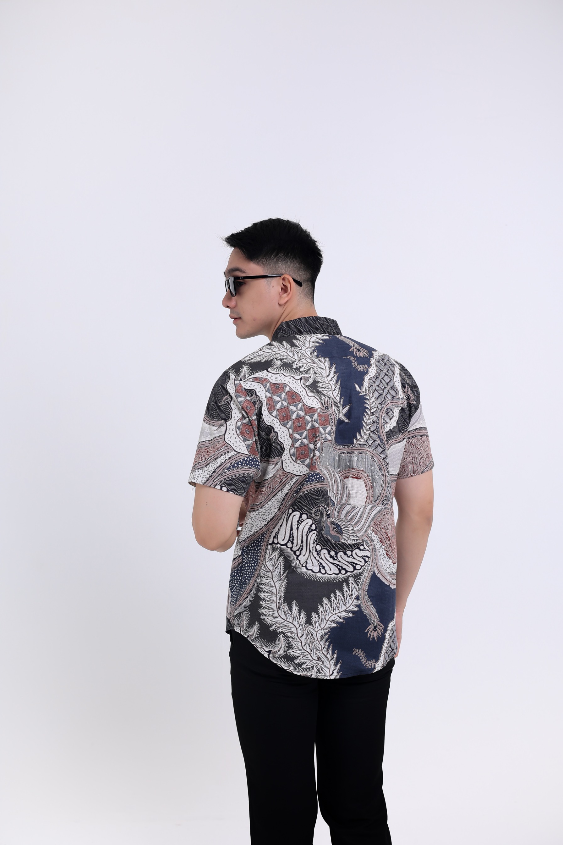 GANTARI Short Sleeve