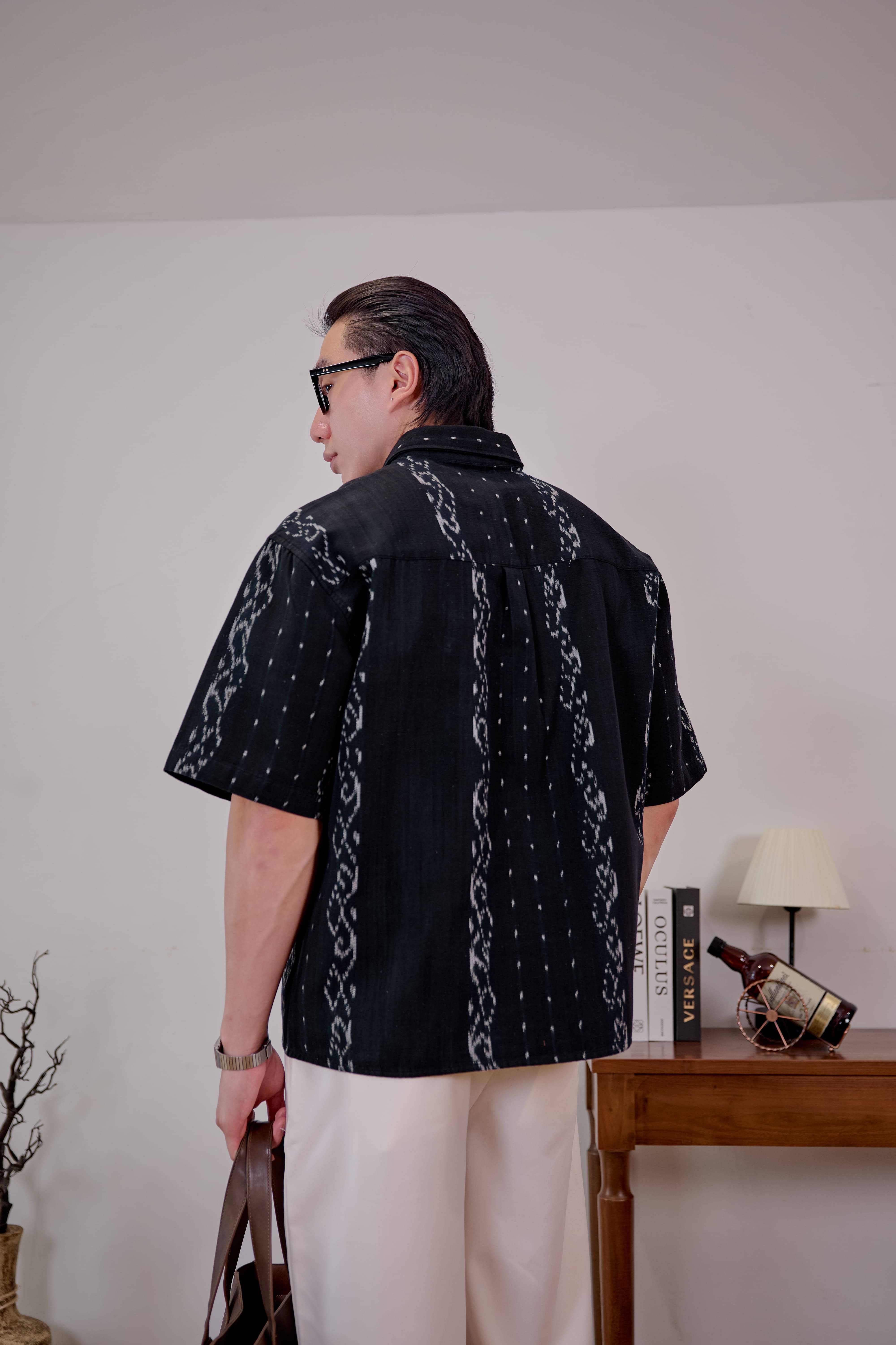 ETHNIC FLORES Short Sleeve