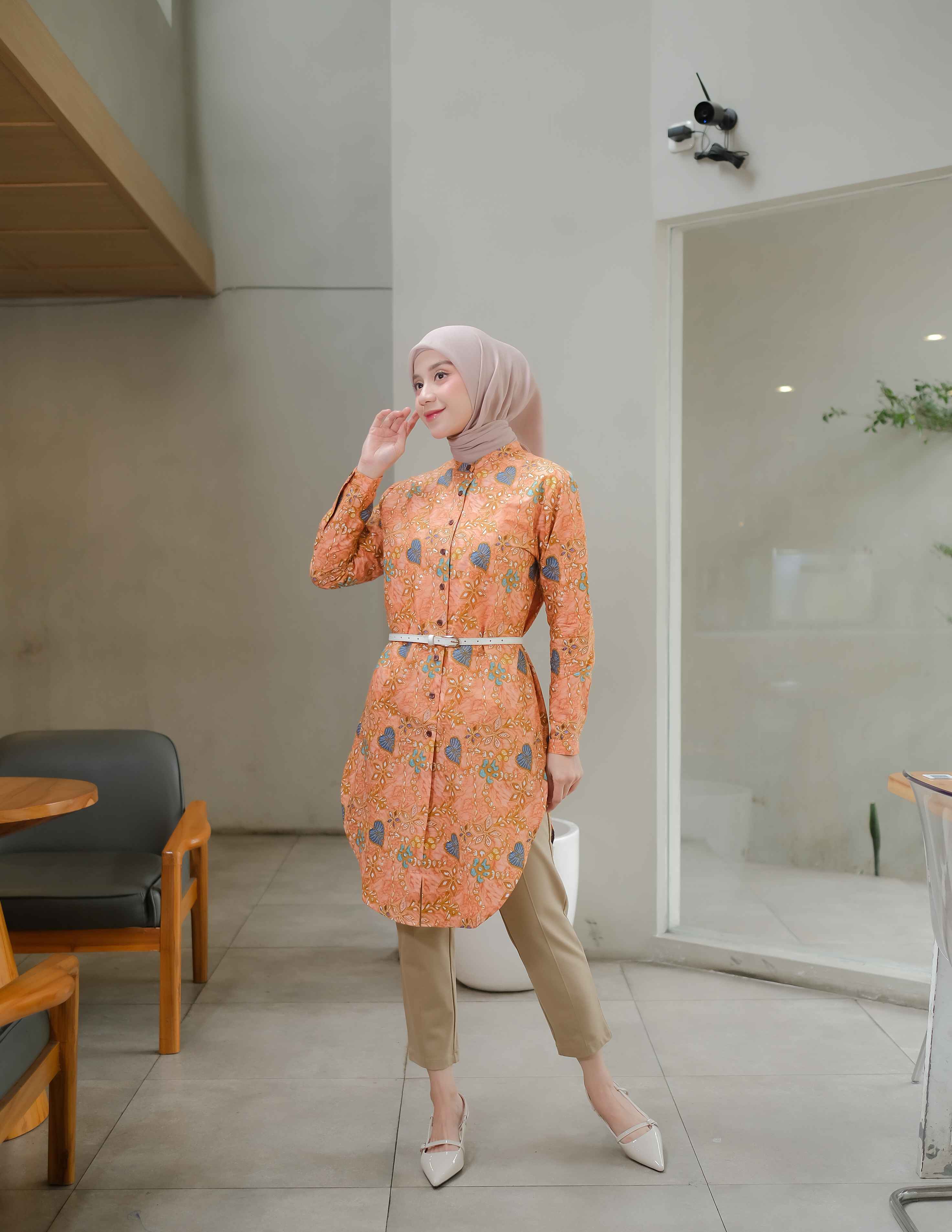 SEROJA Long Blouse Woman