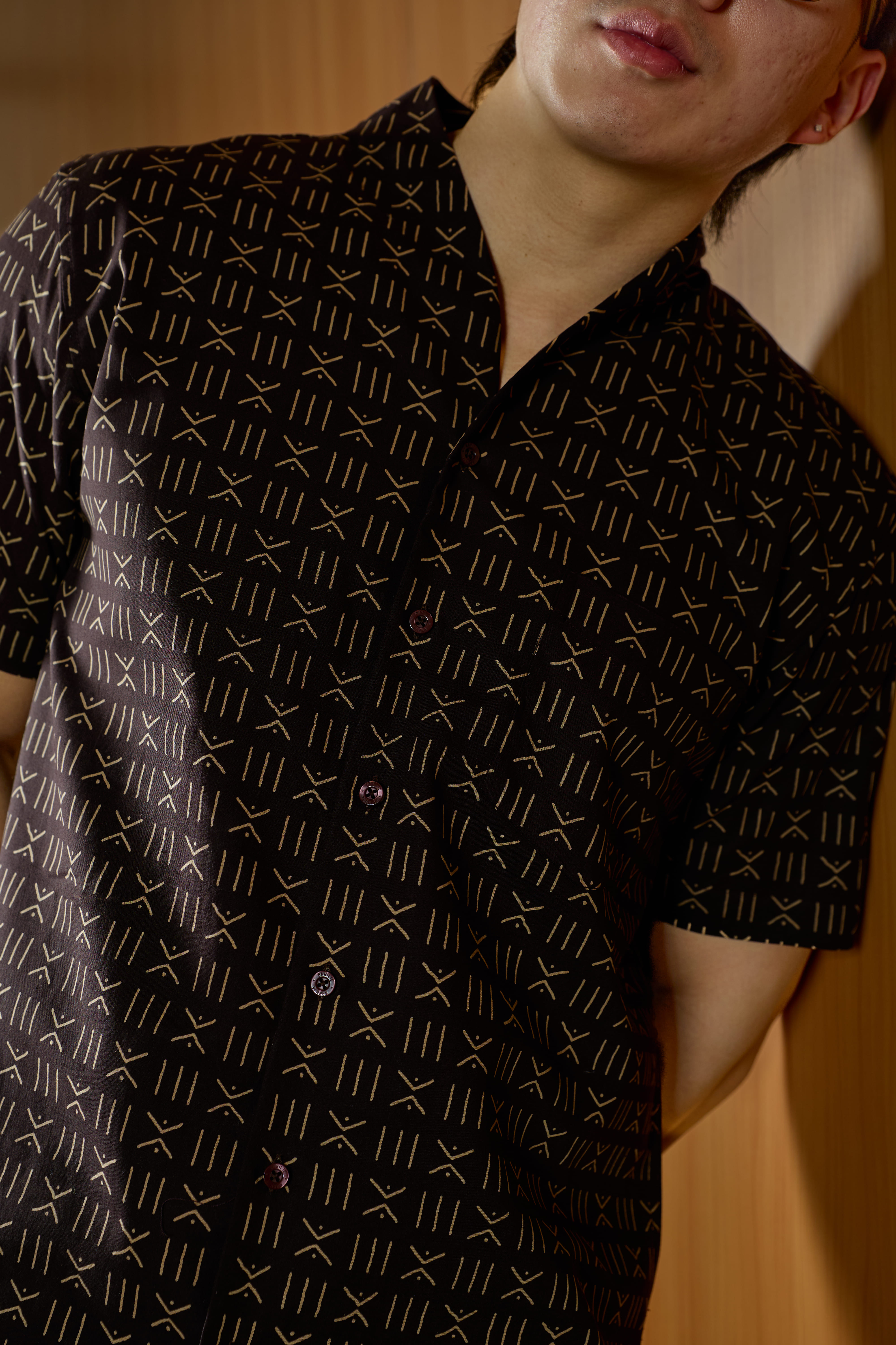 PRAVI V-STAND Short Sleeve