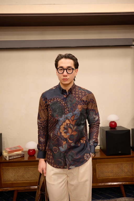 Image of THEOZ NAVY Long Sleeve