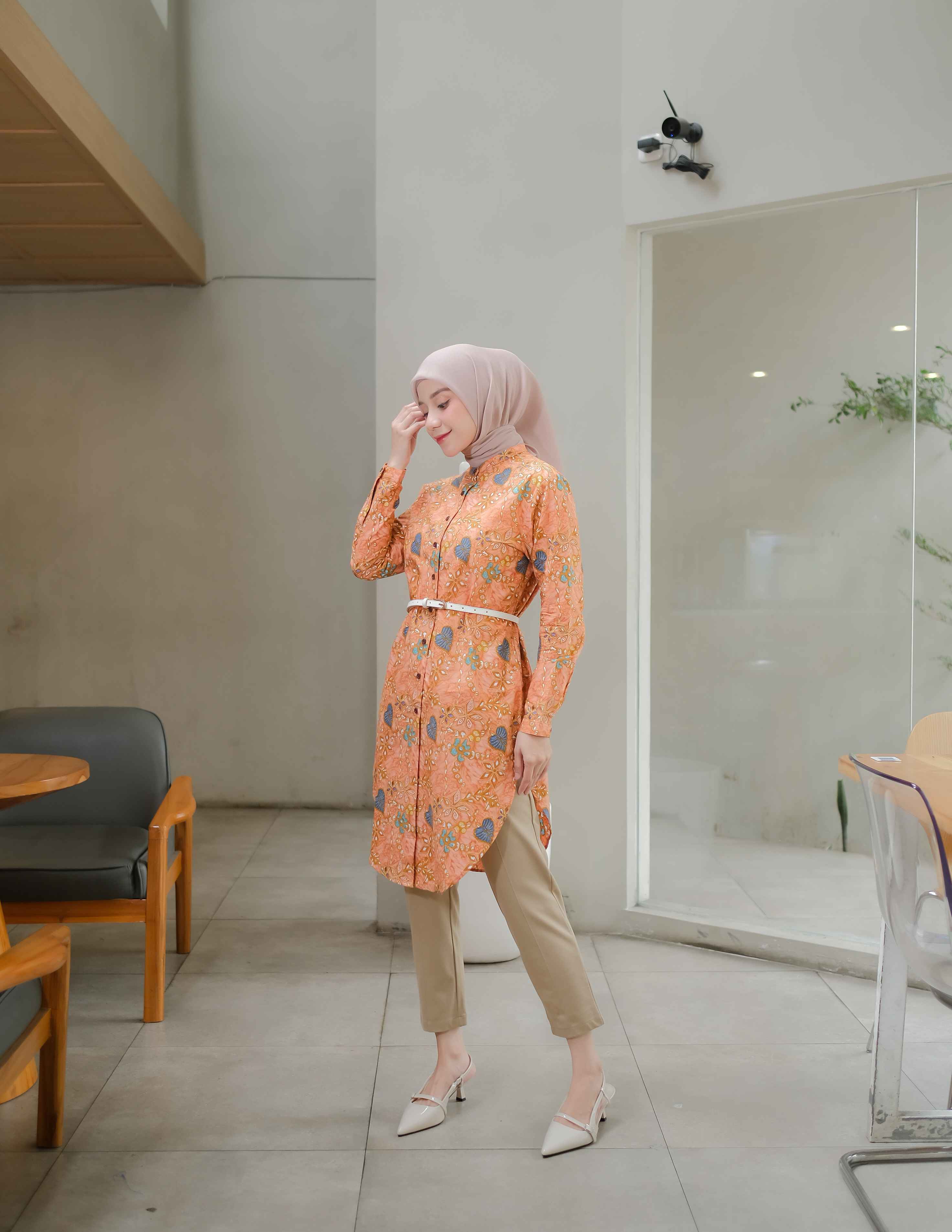 SEROJA Long Blouse Woman