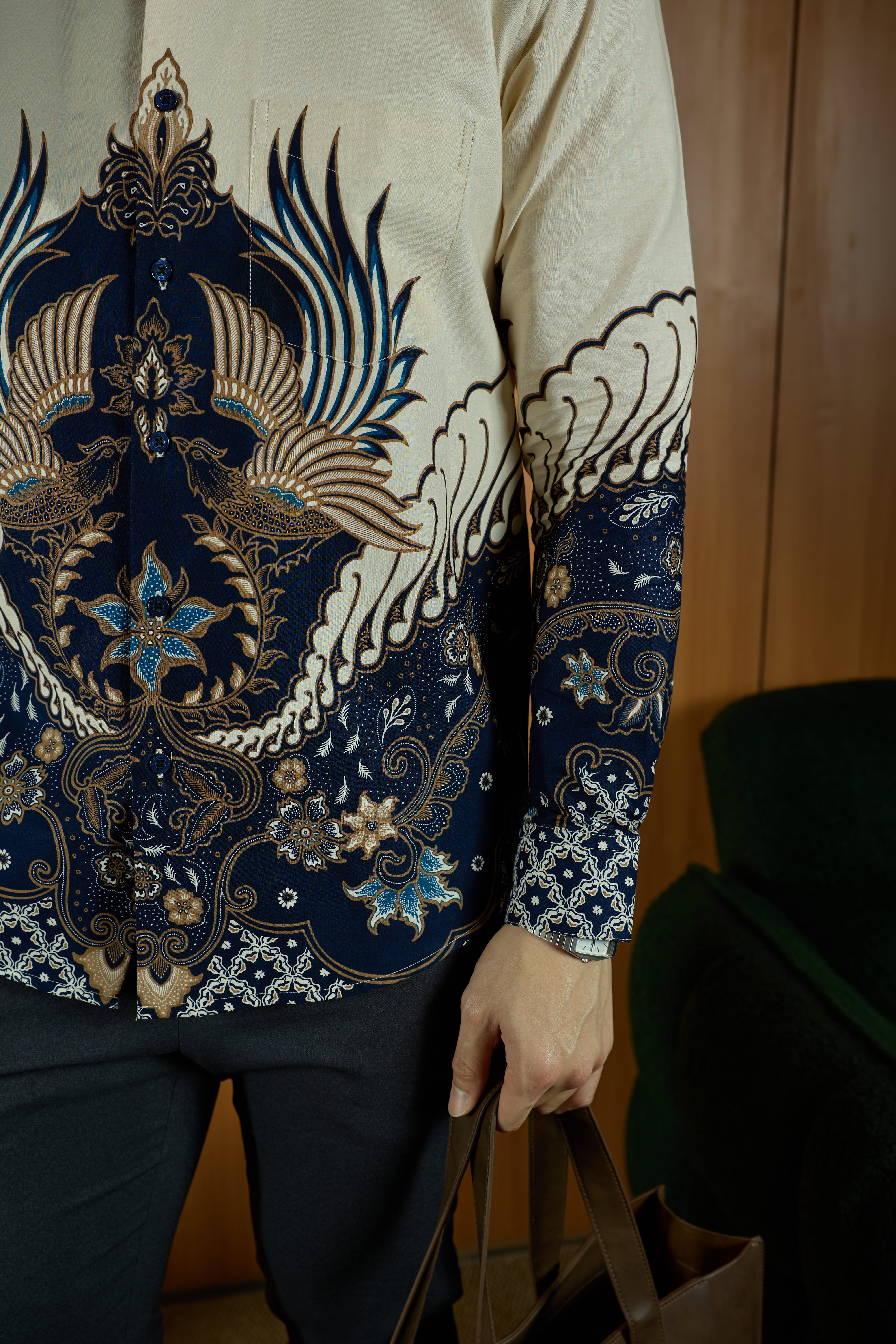 ADHIRAJA Long Sleeve
