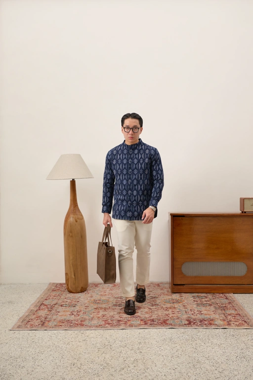 Image of RAKAZAYN PILLAR Long Sleeve