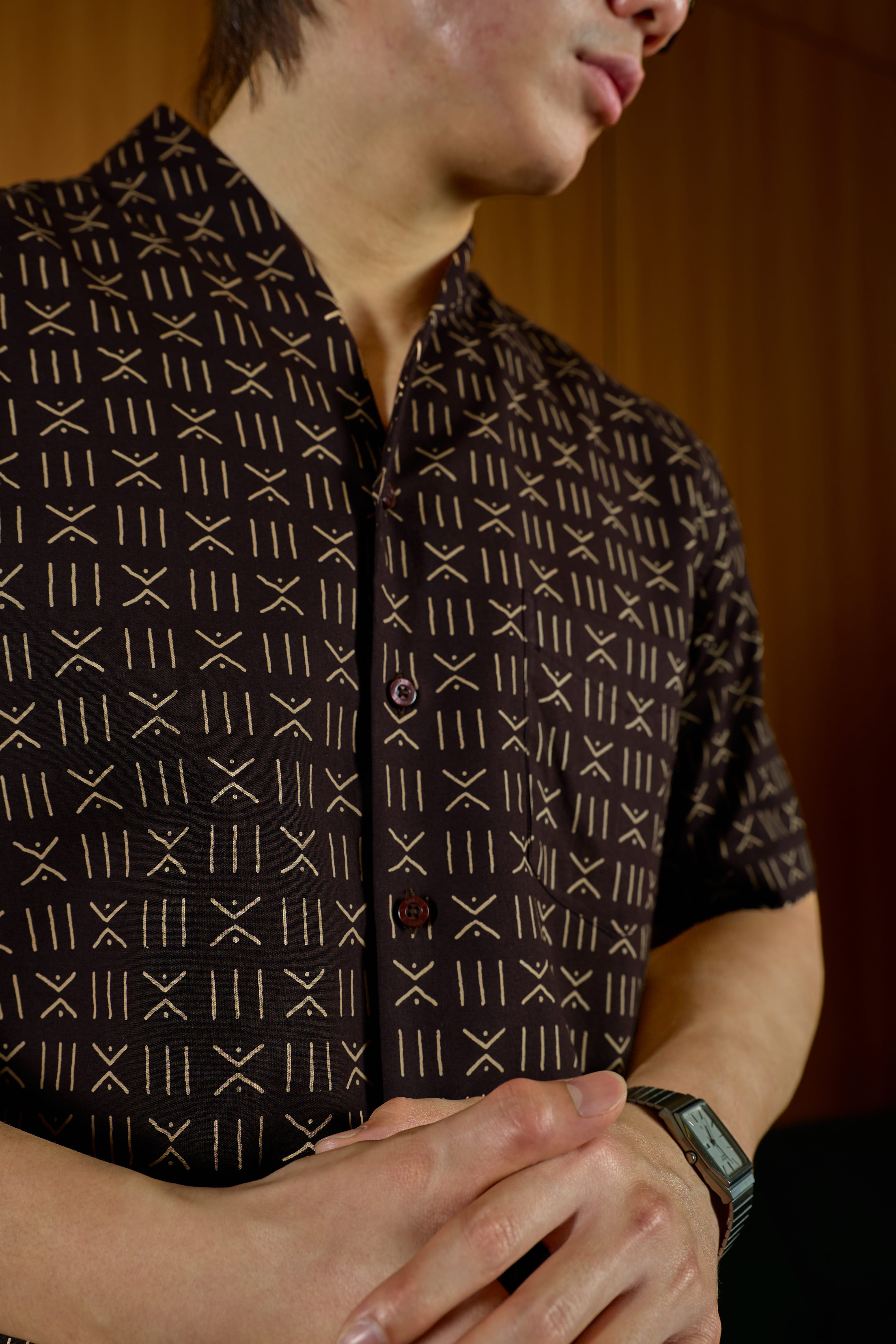 PRAVI V-STAND Short Sleeve