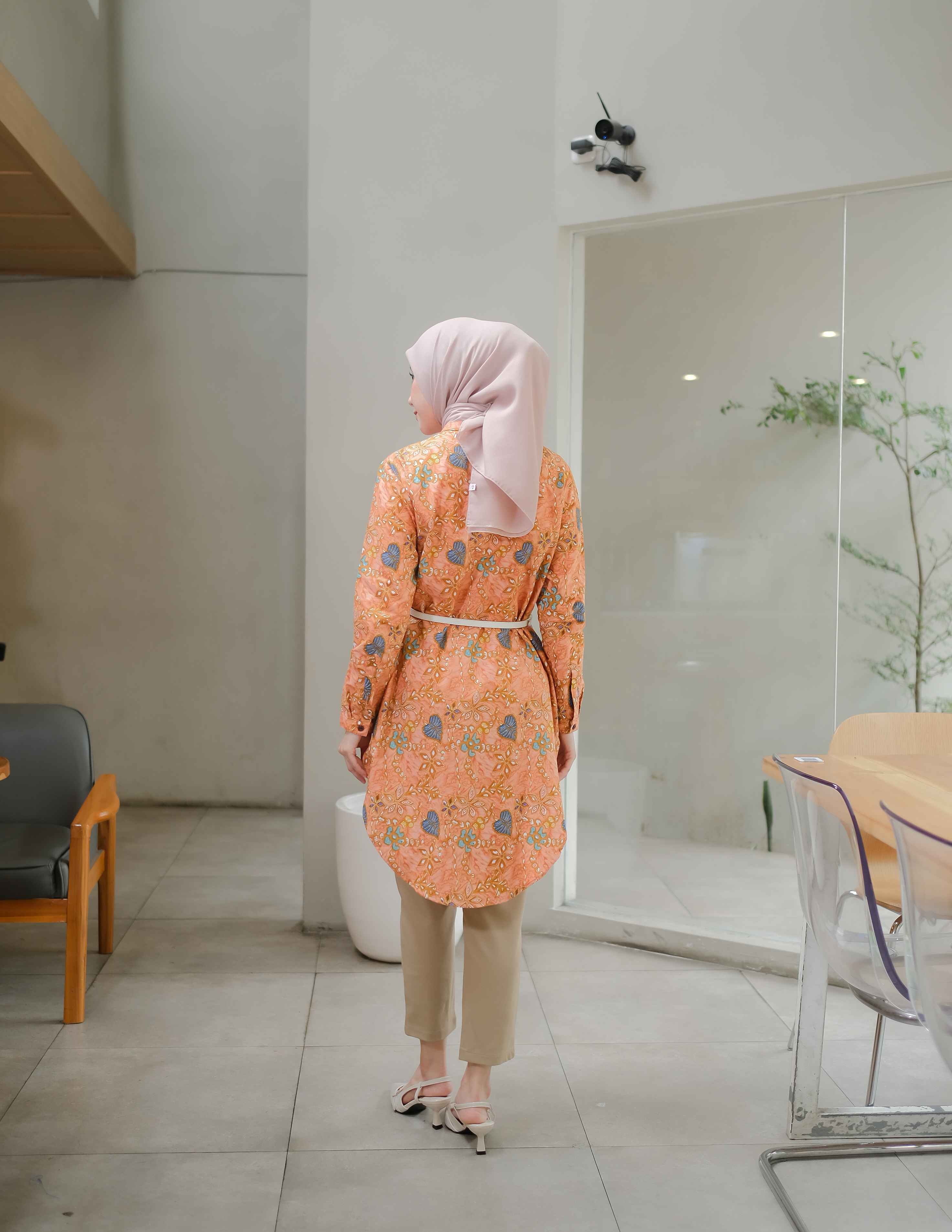 SEROJA Long Blouse Woman