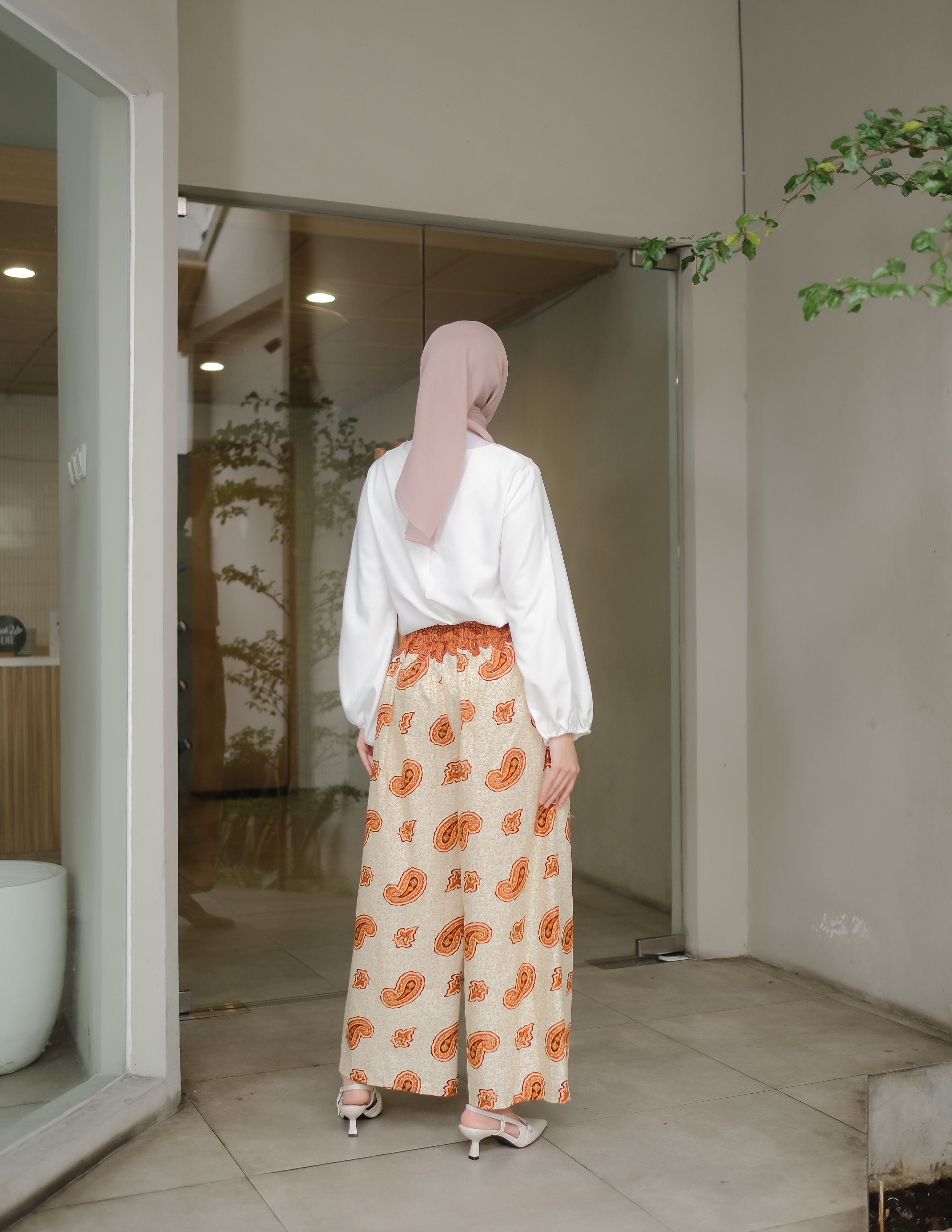 LUNARA Celana Kulot Wanita
