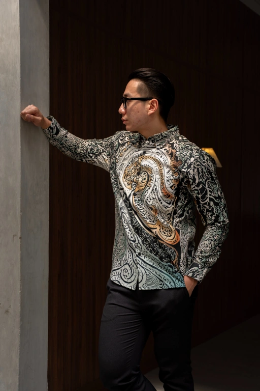 Image of ARYA LARRAS Long Sleeve