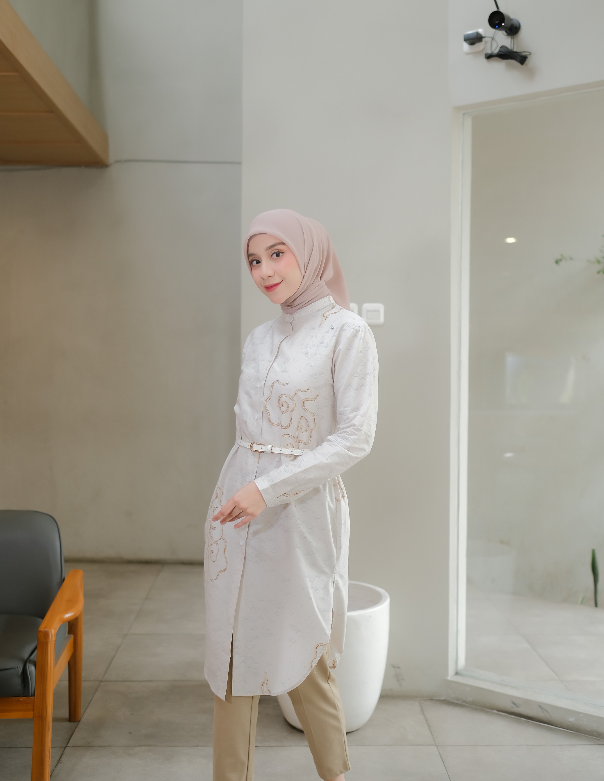 Long Blouse Woman - SENOPATAN