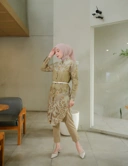 Long Blouse Woman - JAYANEGARA