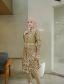 Long Blouse Woman - JAYANEGARA