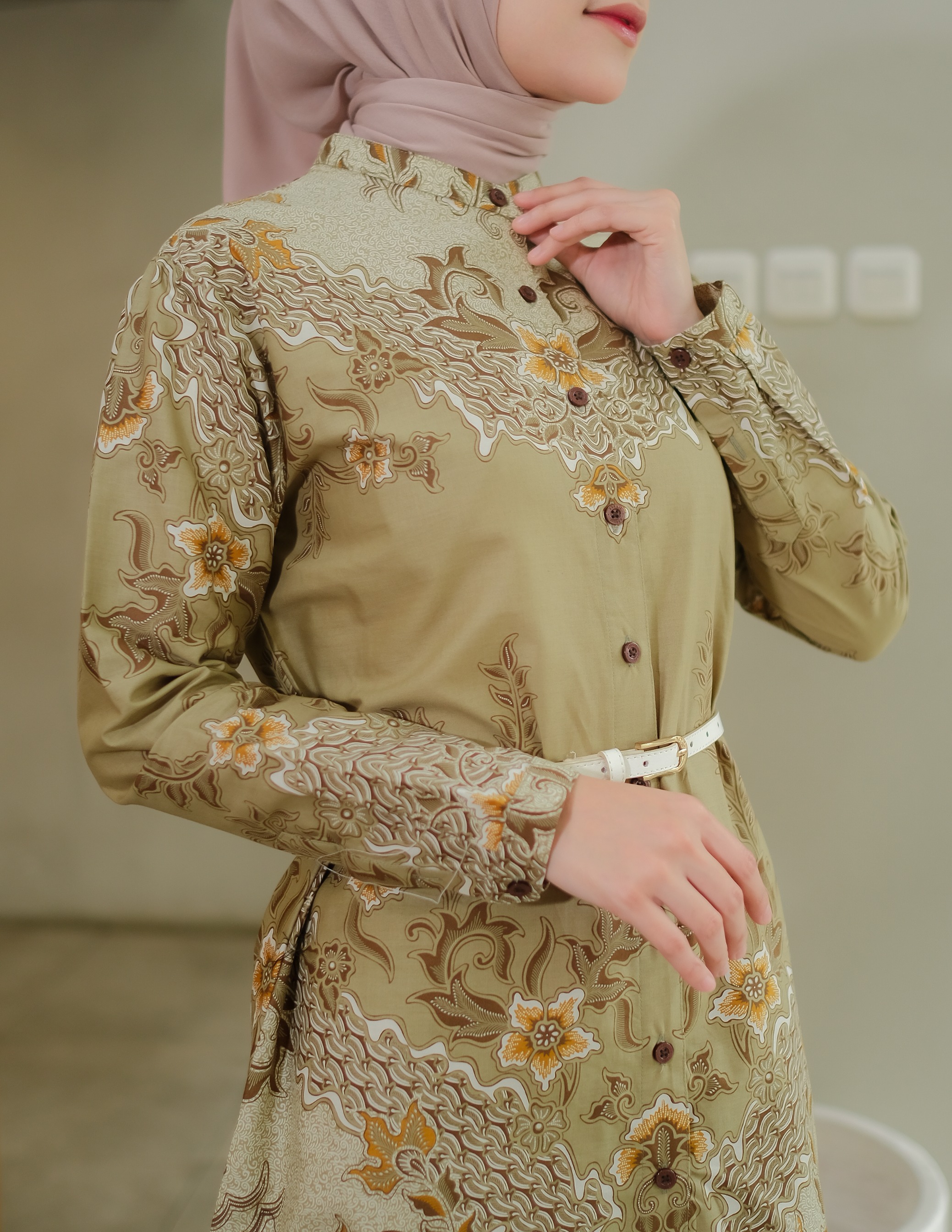 Long Blouse Woman - JAYANEGARA