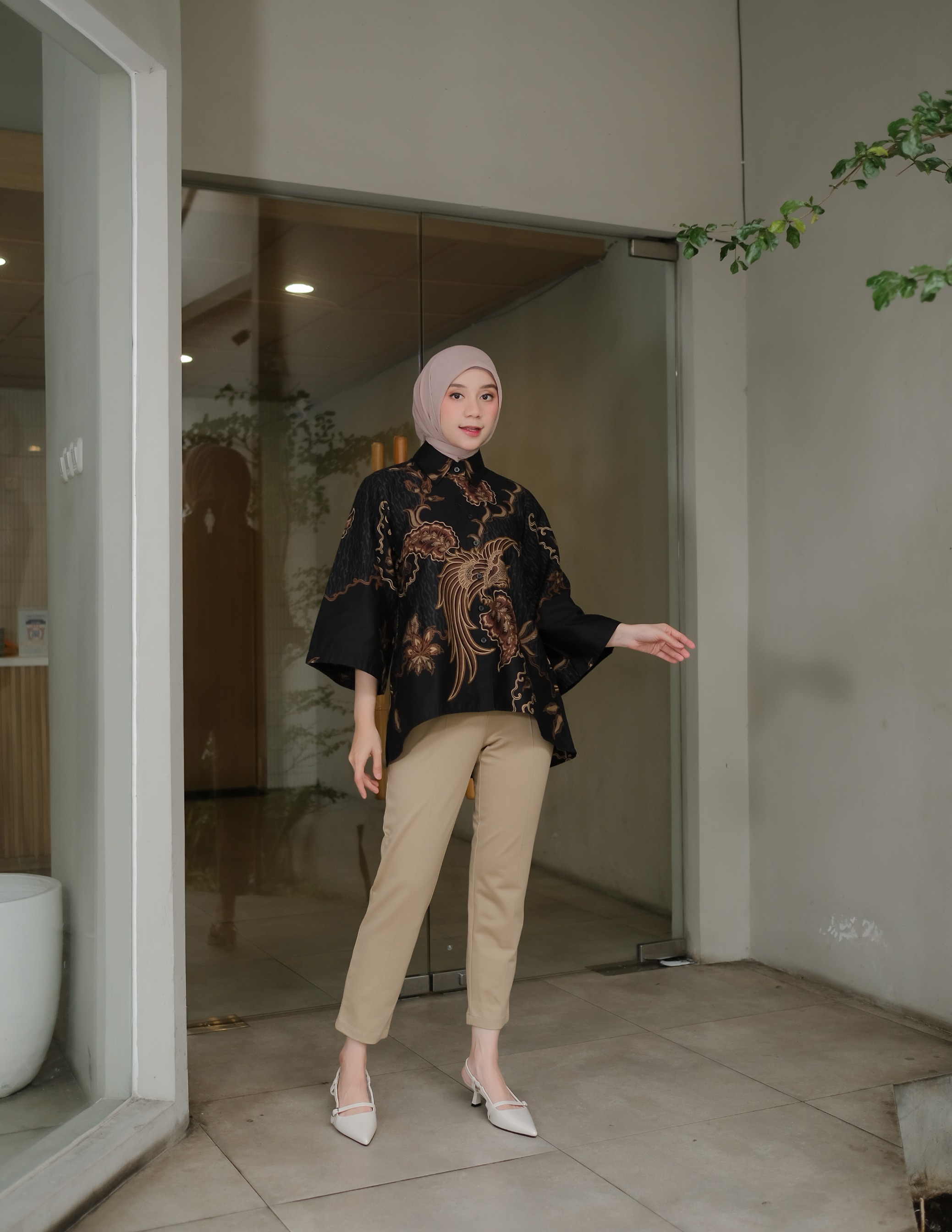 Oversize Blouse 7/8 Woman - DOELJANA BLACK