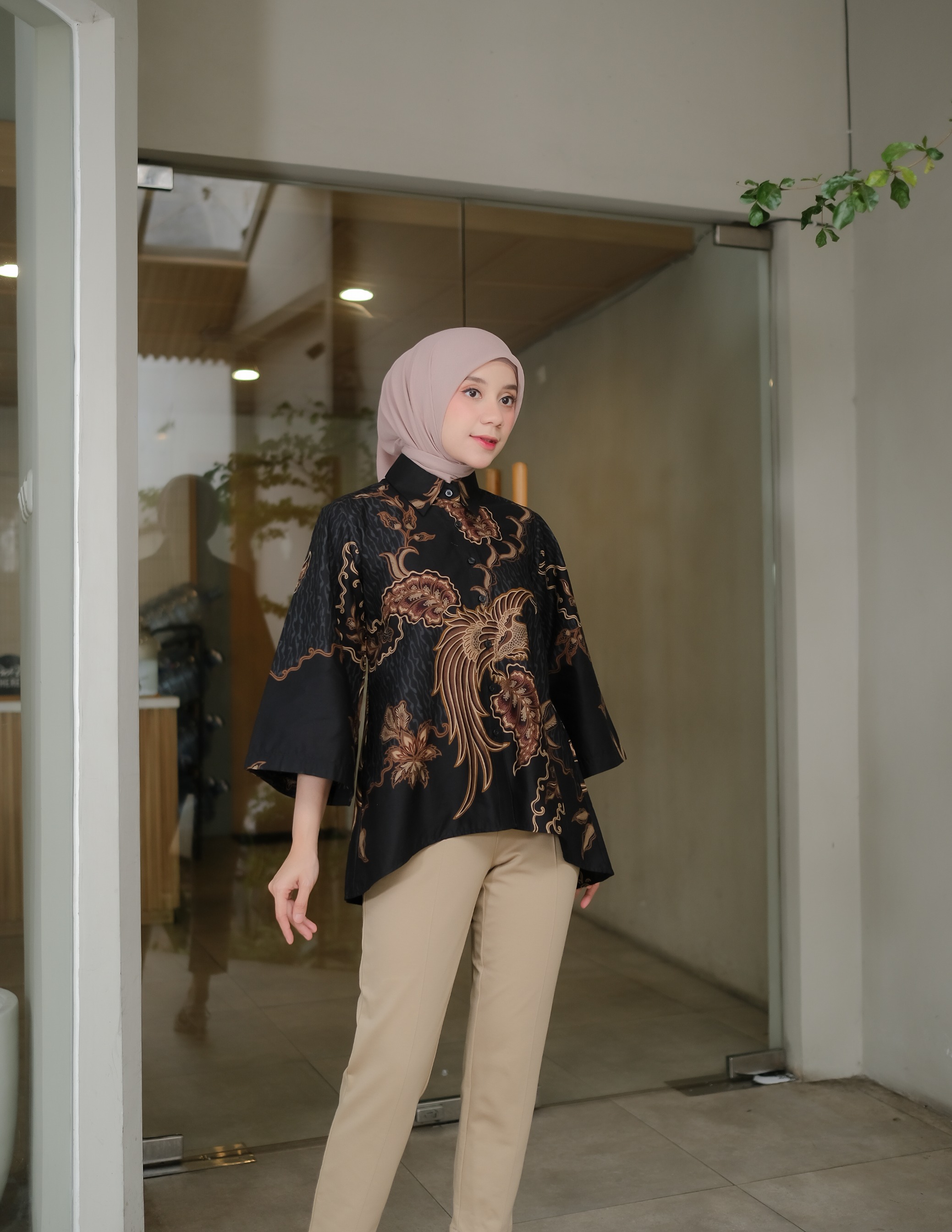 Oversize Blouse 7/8 Woman - DOELJANA BLACK