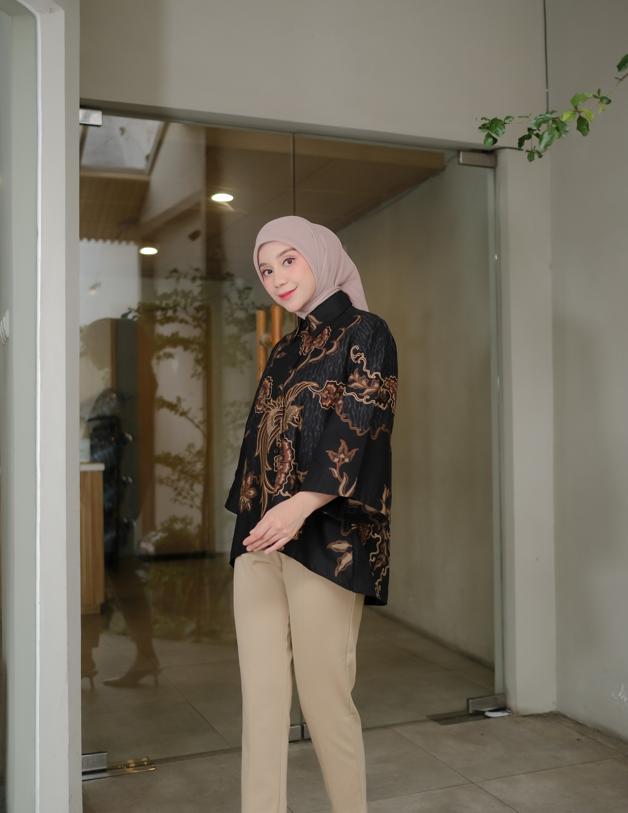 Oversize Blouse 7/8 Woman - DOELJANA BLACK