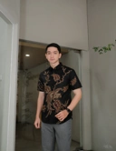 DOELJANA BLACK Short Sleeve