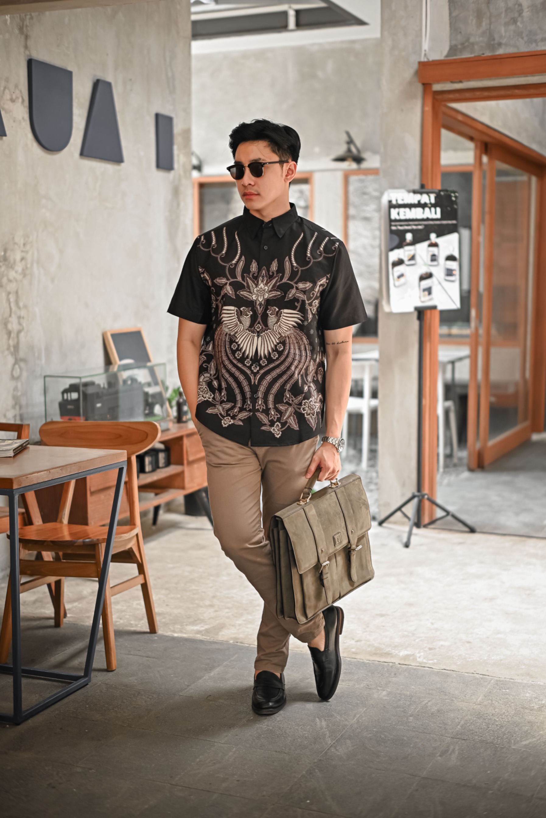 ROWOGELUD Short Sleeve