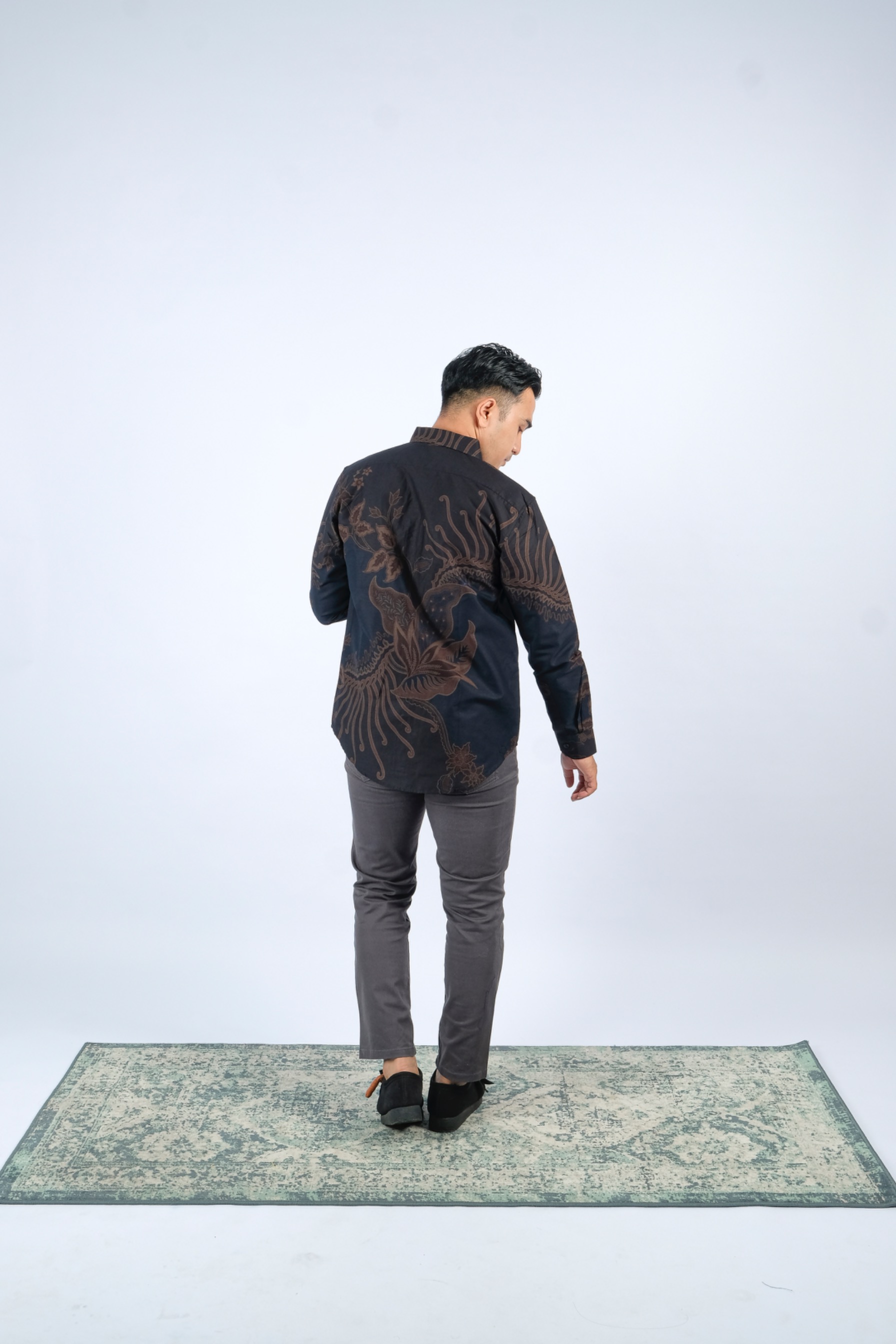 KHASMIR Long Sleeve
