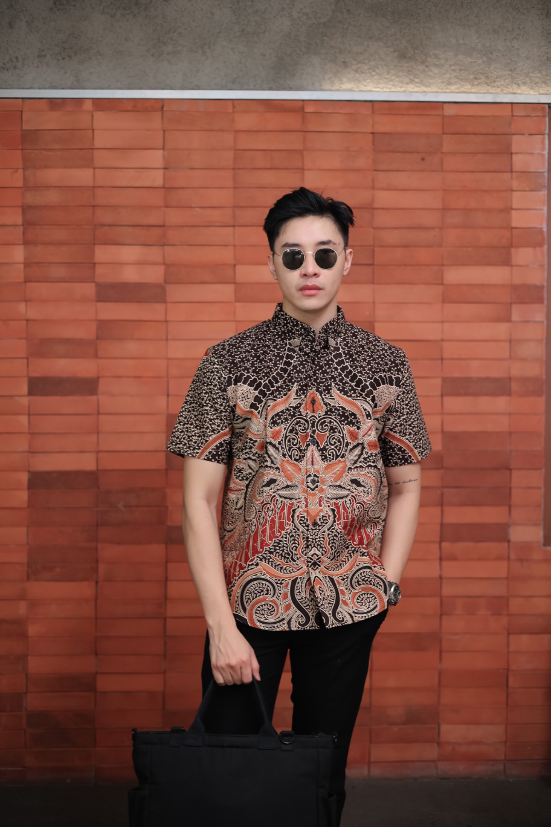 WIRATAMA Short Sleeve