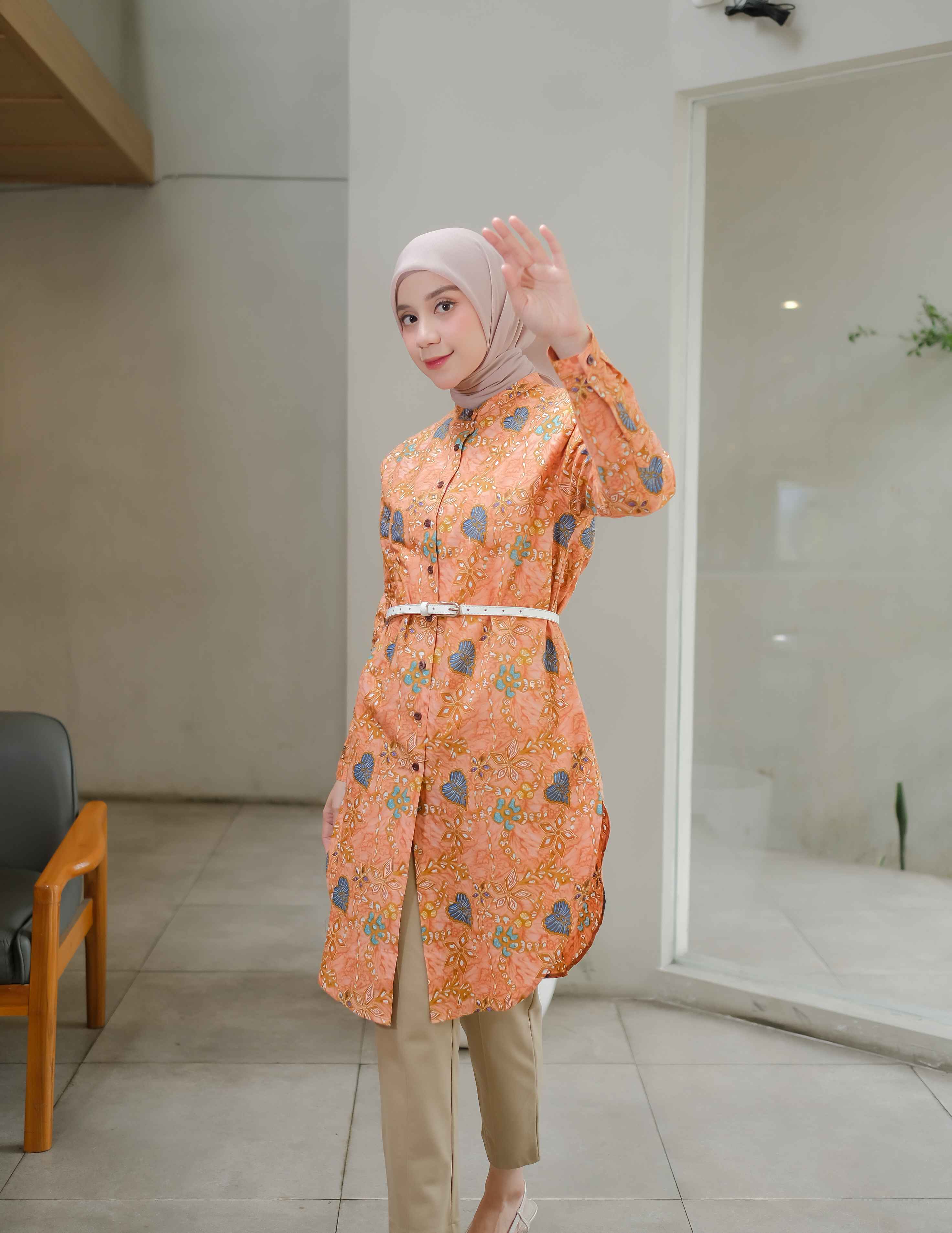 SEROJA Long Blouse Woman