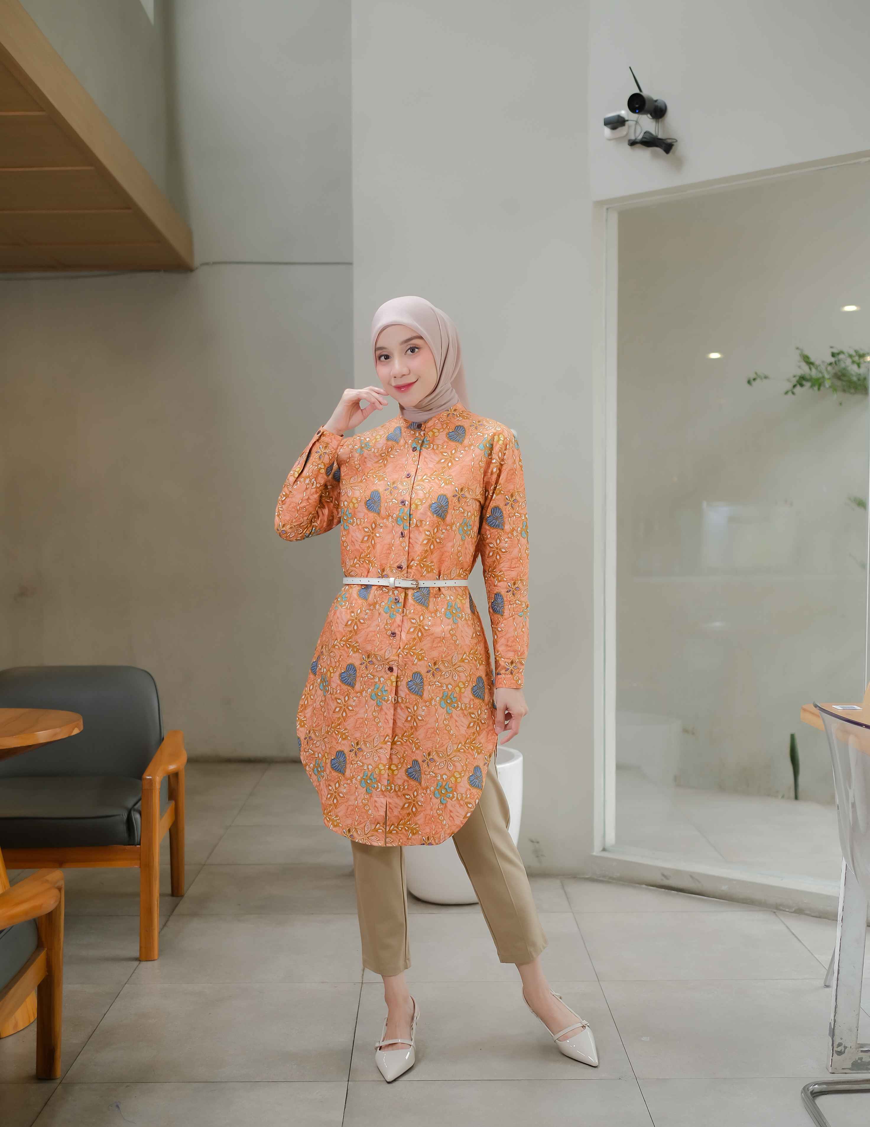 SEROJA Long Blouse Woman