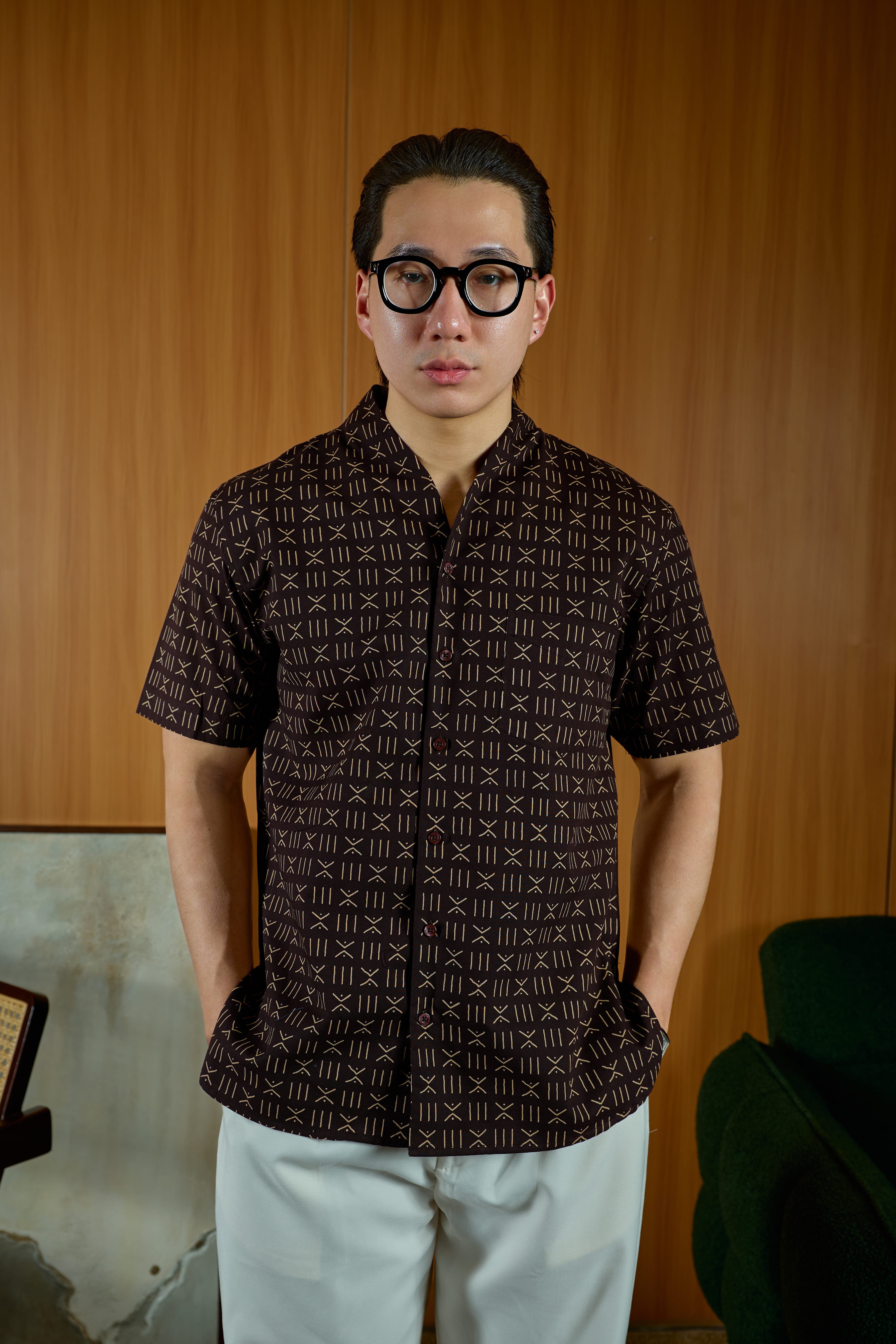 PRAVI V-STAND Short Sleeve