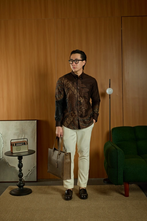 Image of RENGGA Long Sleeve