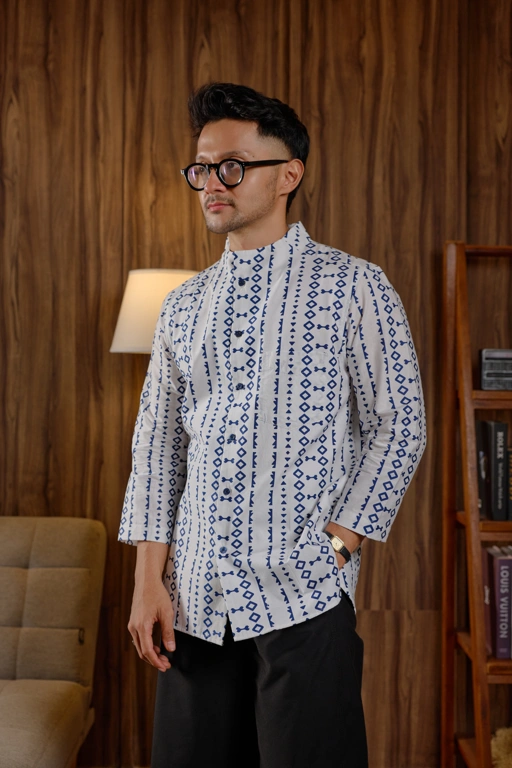 Image of BAKSARA PILLAR 3/4 Sleeve