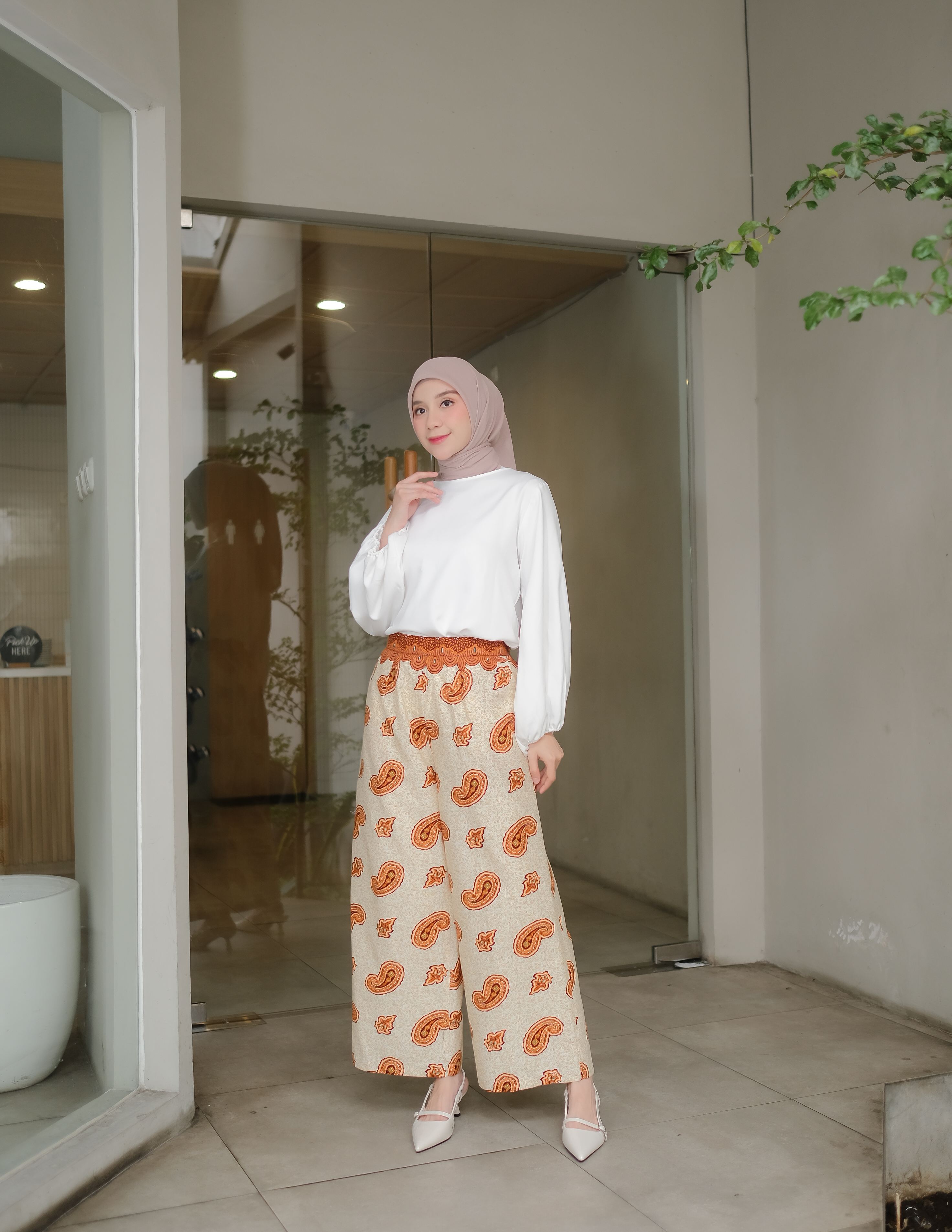 LUNARA Celana Kulot Wanita