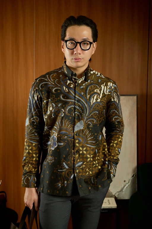 Image of PRIMESIG CAKRAWALA Long Sleeve