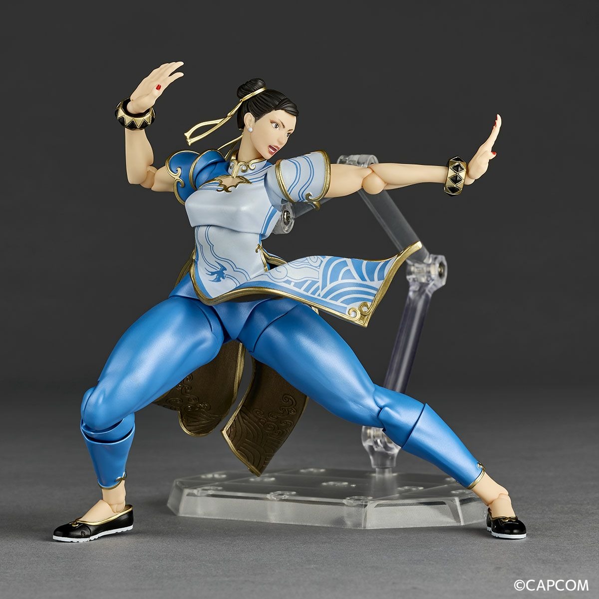 Revoltech Amazing Yamaguchi Chun Li - Street Fighter By Kaiyodo