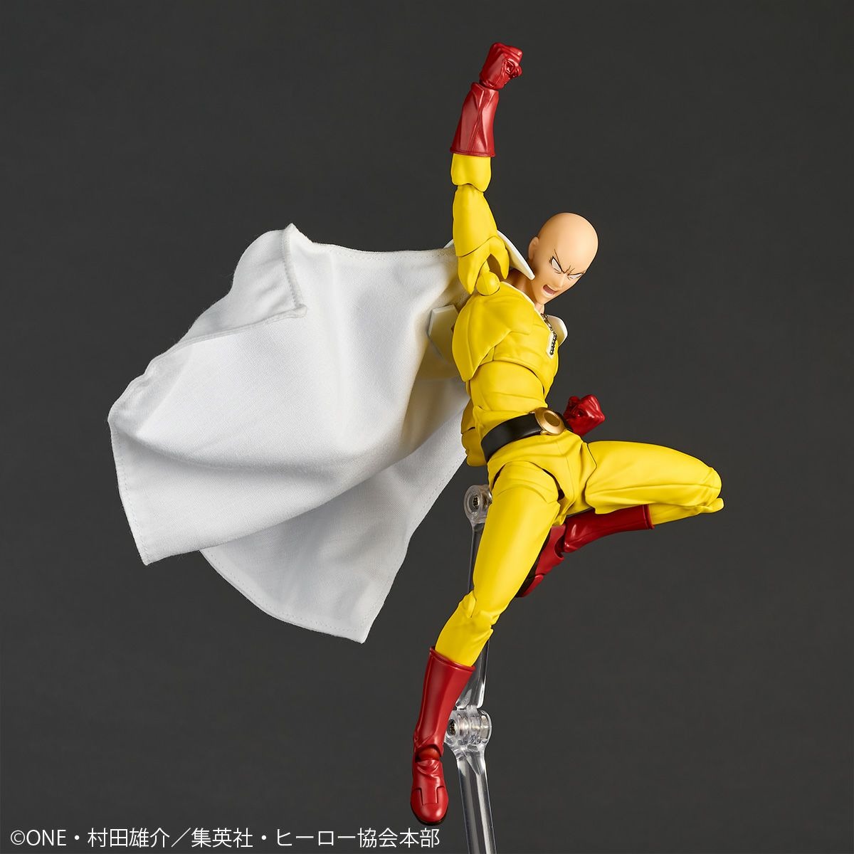 [With Bonus] Revoltech Amazing Yamaguchi Saitama - One Punch Man By Kaiyodo