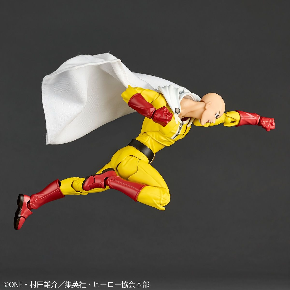 [With Bonus] Revoltech Amazing Yamaguchi Saitama - One Punch Man By Kaiyodo
