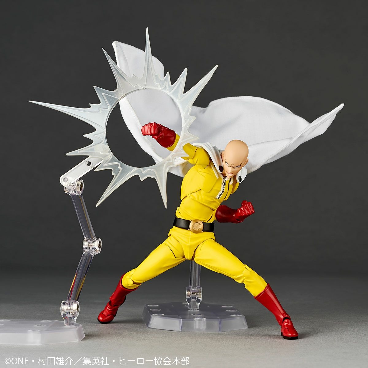 [With Bonus] Revoltech Amazing Yamaguchi Saitama - One Punch Man By Kaiyodo