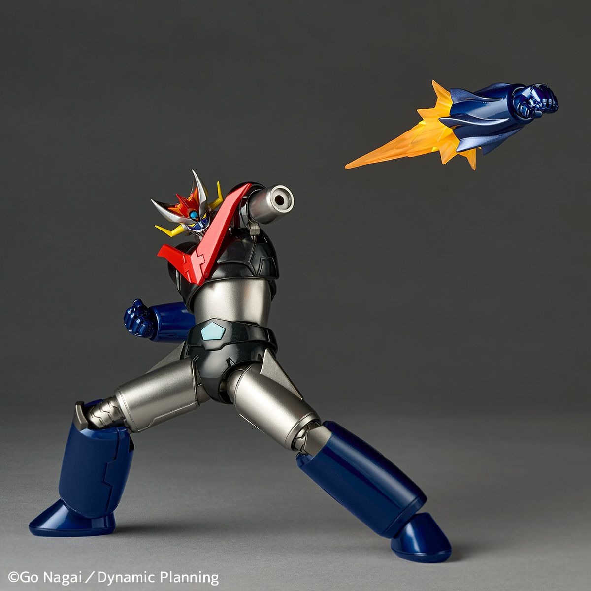 [With Bonus] Revoltech Amazing Yamaguchi Great Mazinger - Mazinger Z By Kaiyodo