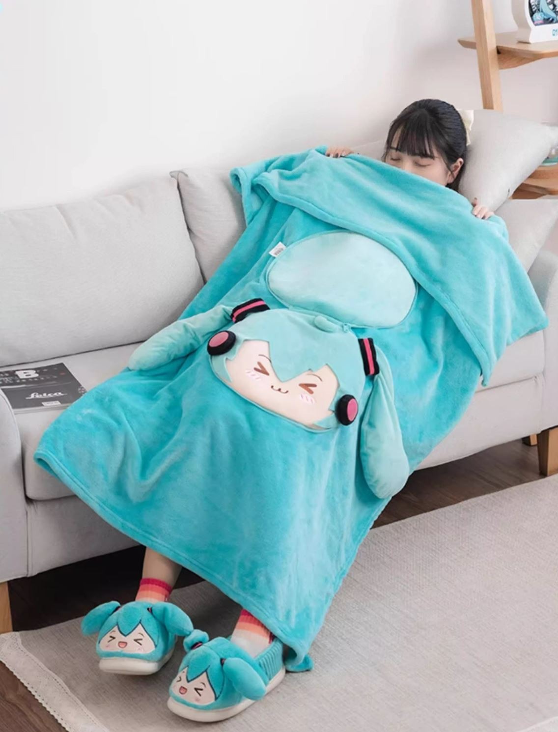 Multifunctional Pillow & Blanket Hatsune Miku Squinty Eyes Series By Moeyu