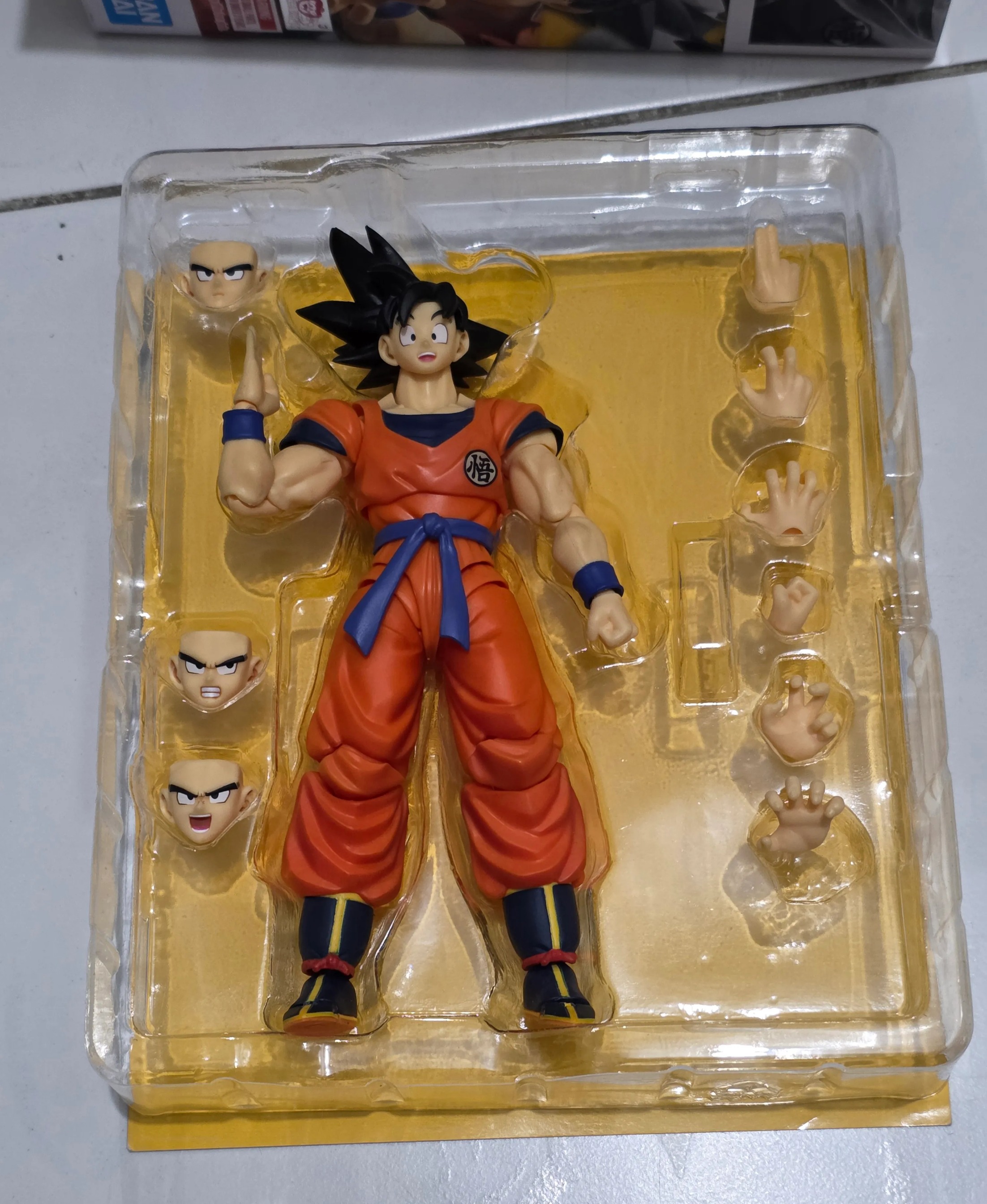 [READY STOCK ITEM] (Kondisi Bekas / Used Condition) SHF S.H.Figuarts Son Goku A Saiyan Raised On Earth By Bandai Spirits