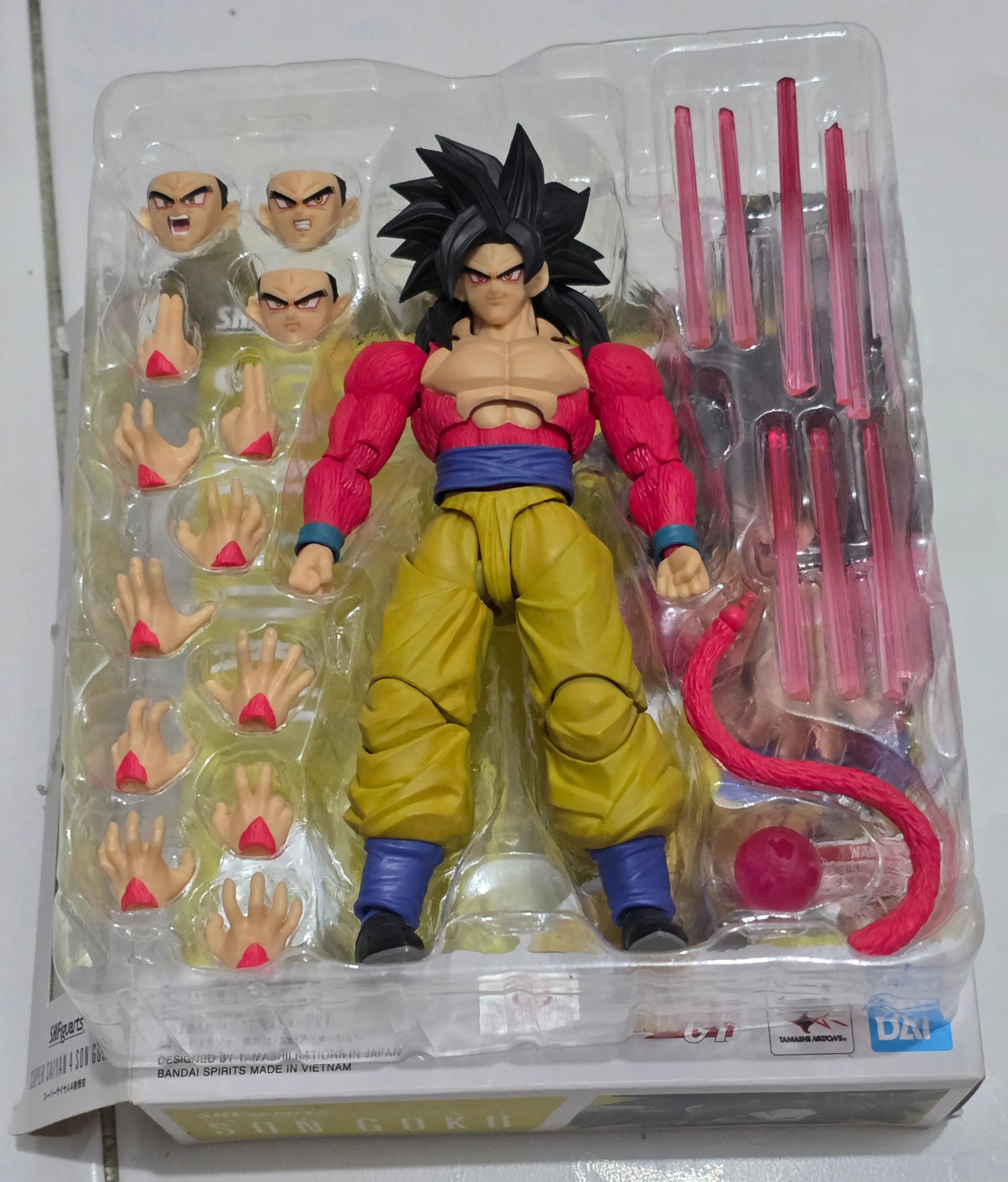 [READY STOCK ITEM] (Kondisi Bekas / Used Condition) SHF S.H.Figuarts Super Saiyan 4 Son Goku By Bandai Spirits