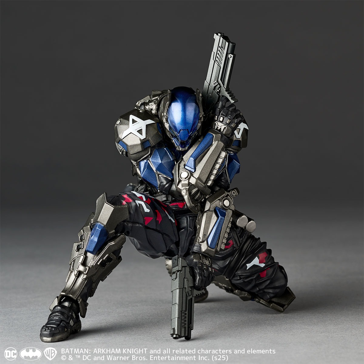 [With Bonus] Revoltech Amazing Yamaguchi Arkham Knight Ver. 1.5 - Batman Arkham Night By Kaiyodo