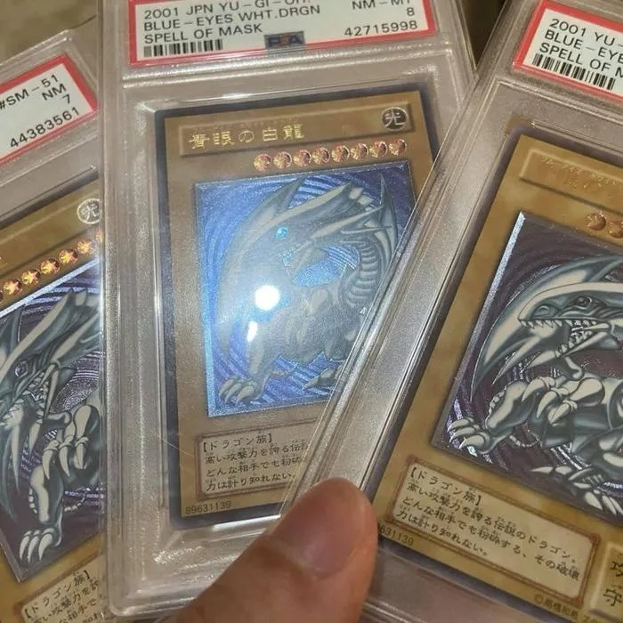 Blue Eyes White Dragon TCG PSA 8 JP SM-51 Ultimate Rare True Blue Luster Kartu Yugioh OCG Japanese