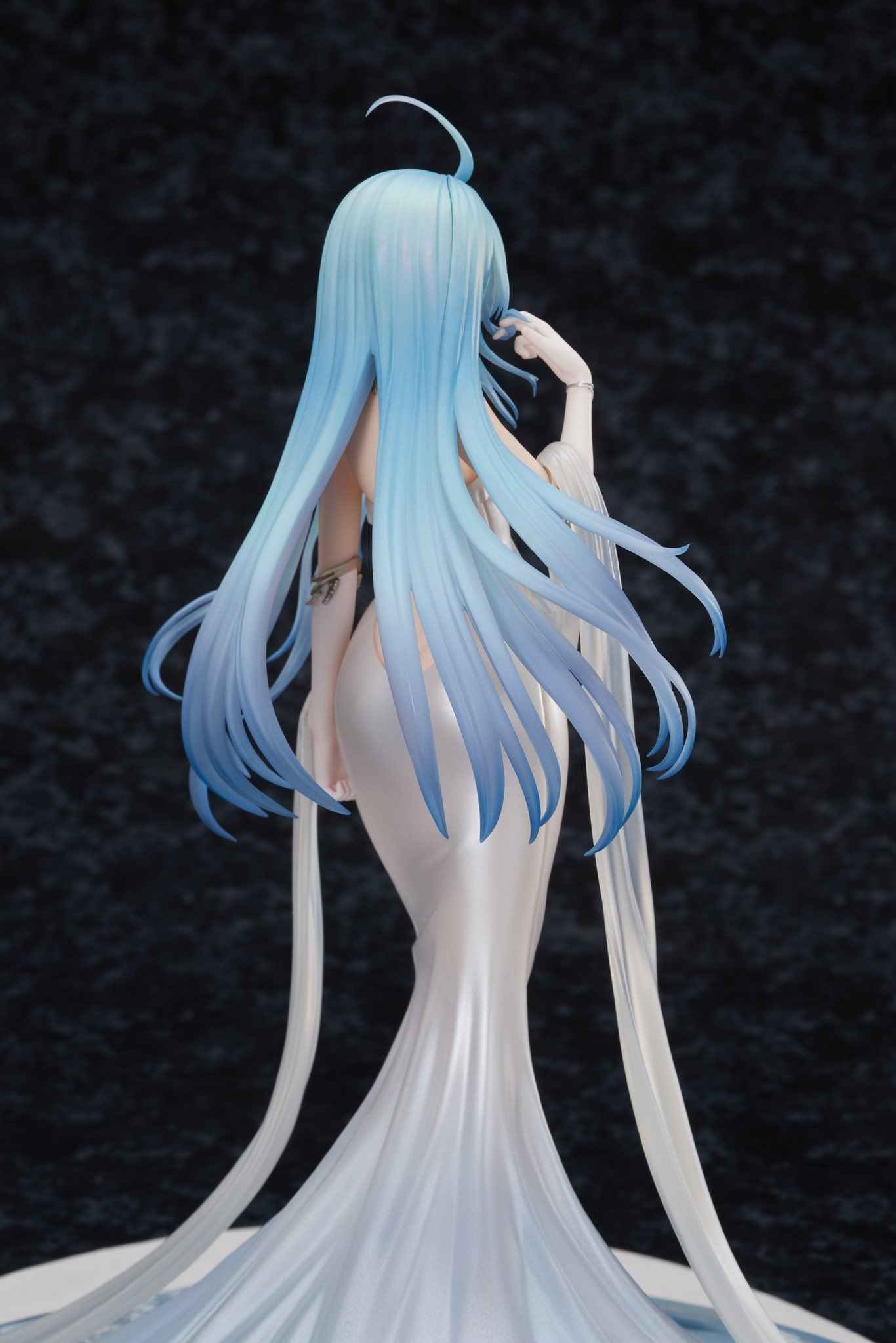 Scaled Figure 1/7 Helena - Miracle in White Ver. Azur Lane By MAGIARTS