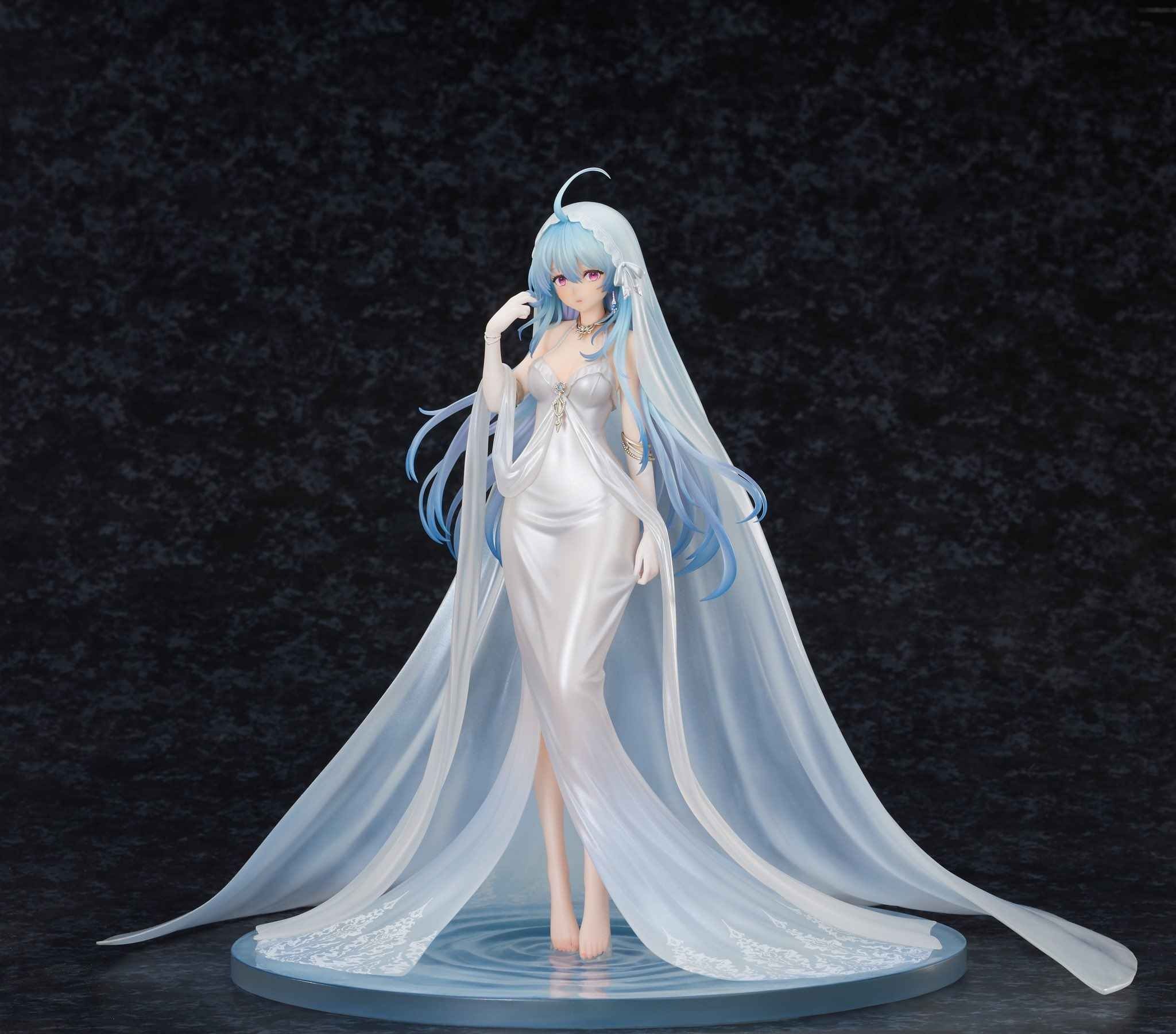 Scaled Figure 1/7 Helena - Miracle in White Ver. Azur Lane By MAGIARTS