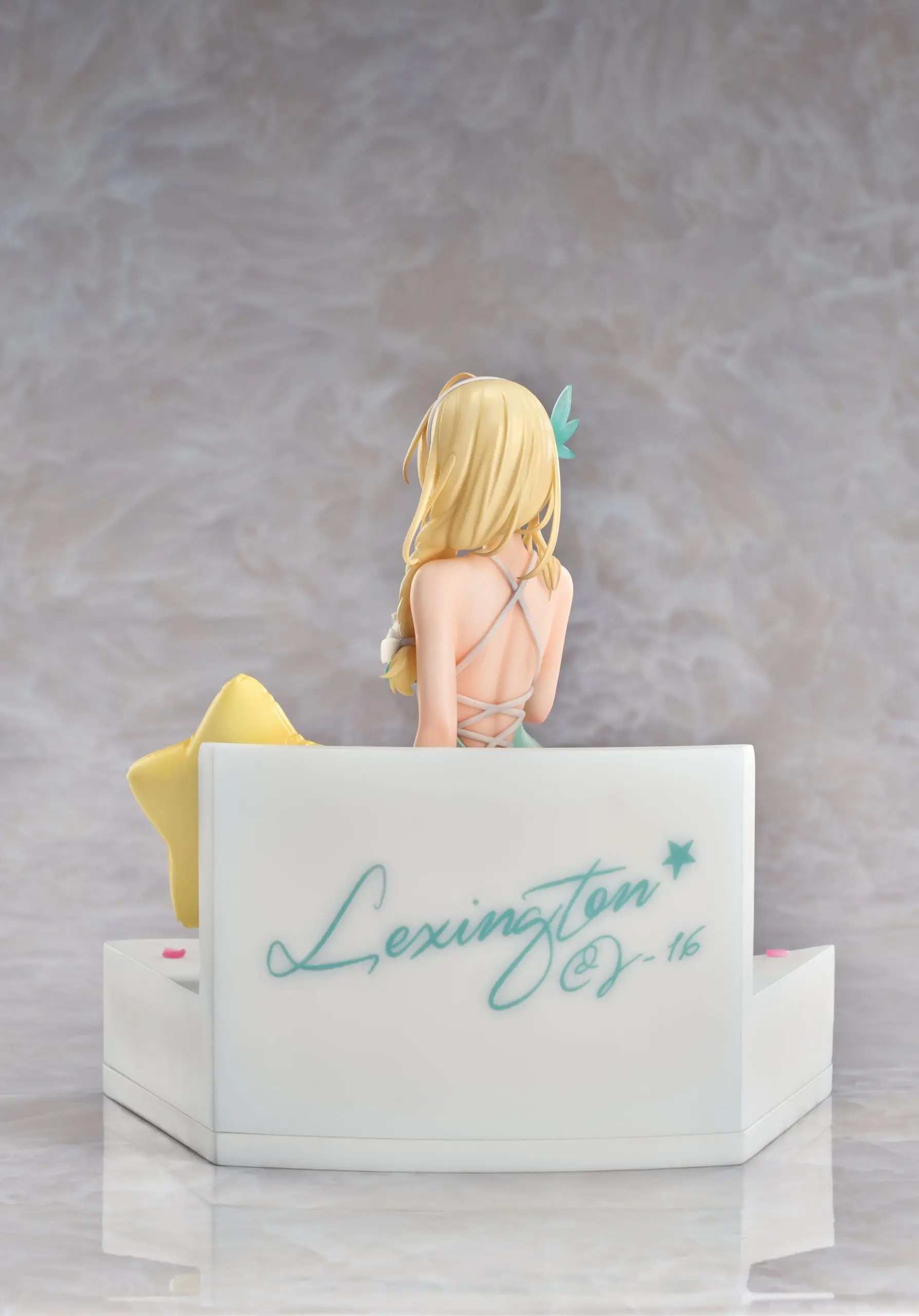 Scaled Figure 1/7 Lexington - Senkan Shoujo R Illustration by FatGulo By Calbone