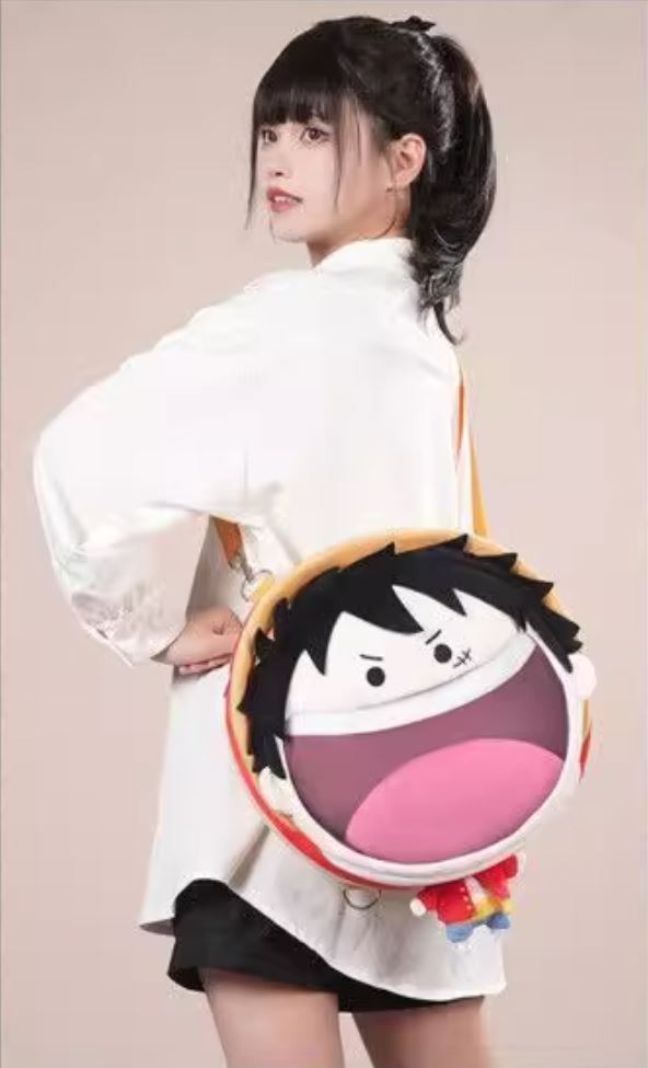[READY STOCK ITEM] Monkey D. Luffy UWA Series Head Mascot BIG Ita Bag - One Piece (32x42cm) By bilibili Goods