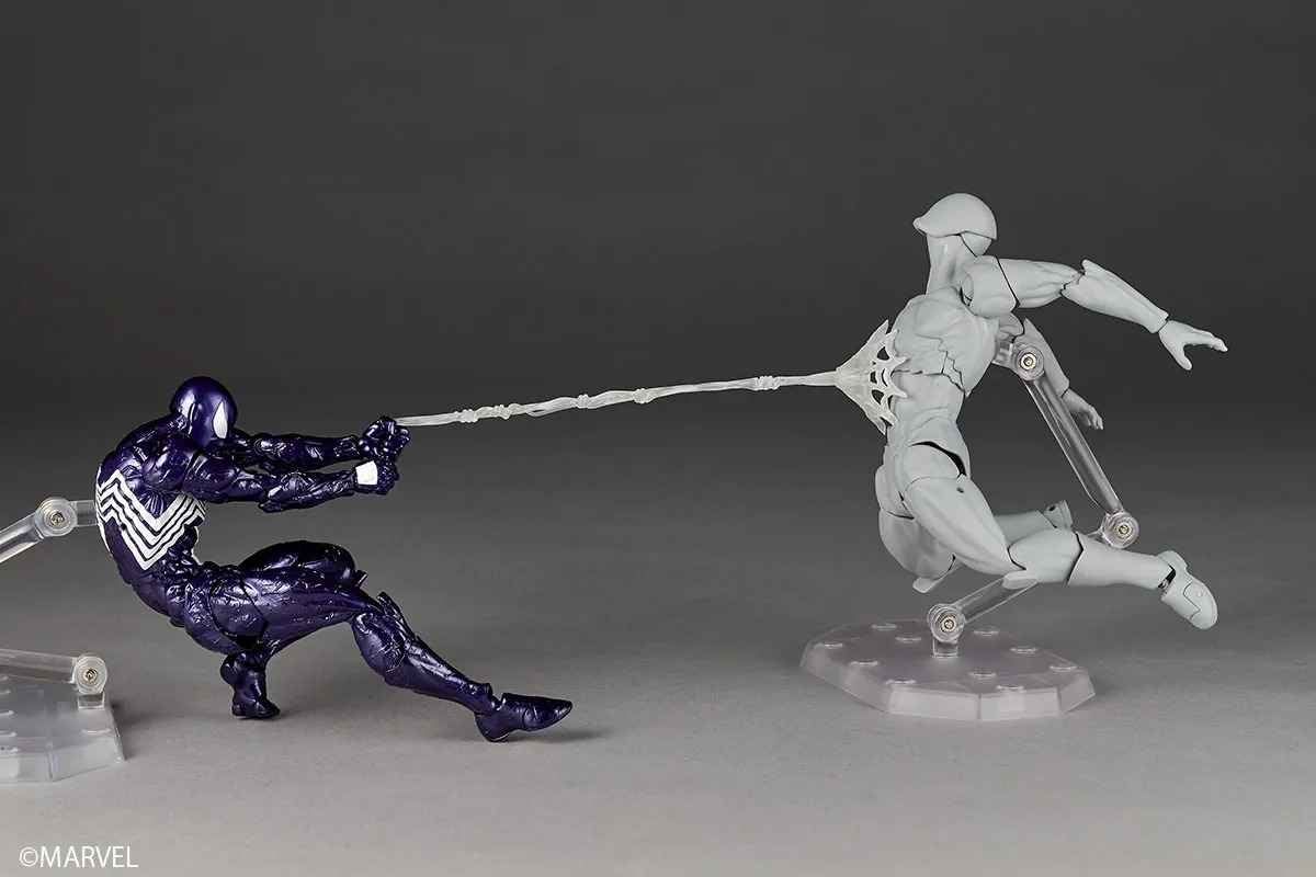 Revoltech Amazing Yamaguchi Action Figure Symbiote Spider-Man - Purple Ver. Spider-Man By Kaiyodo
